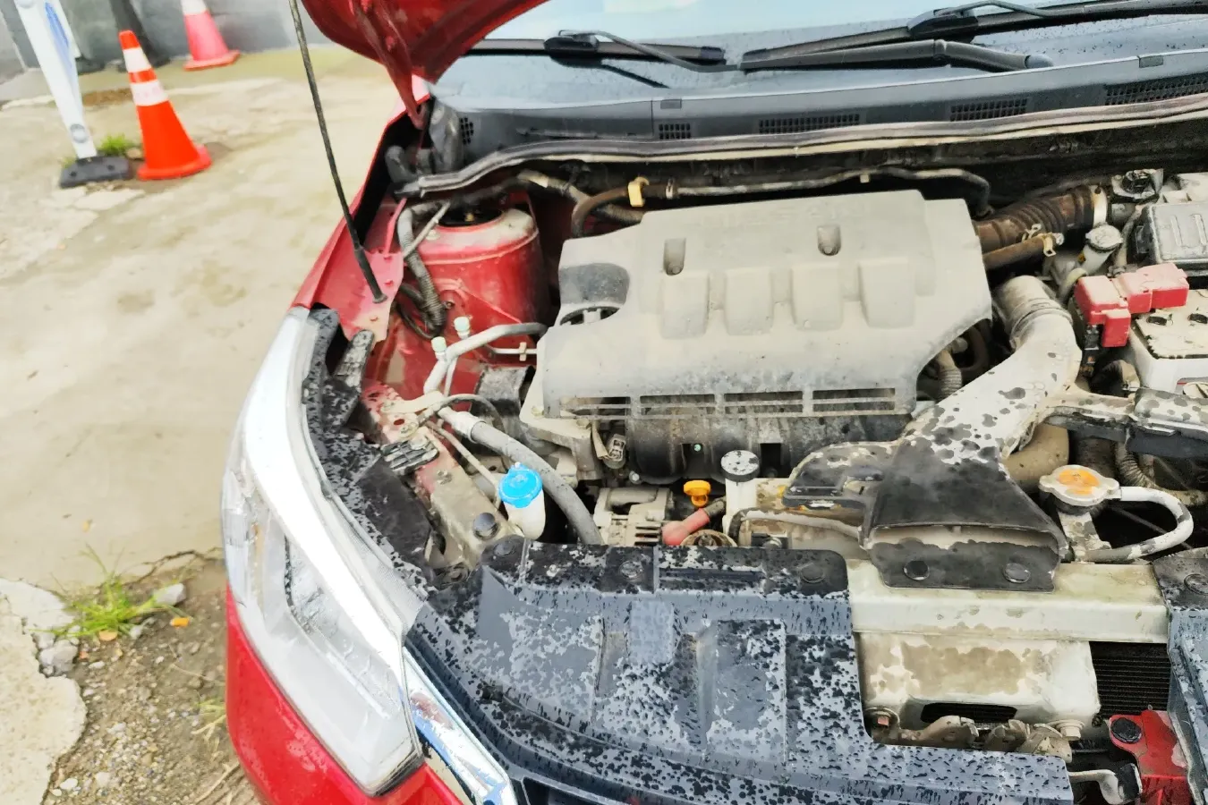 2015 Venucia R50 1.6L 117HP L4 4AT,autocango,china used car exporter,china ev exporter,chinese used car exporter,chinese used ev exporter