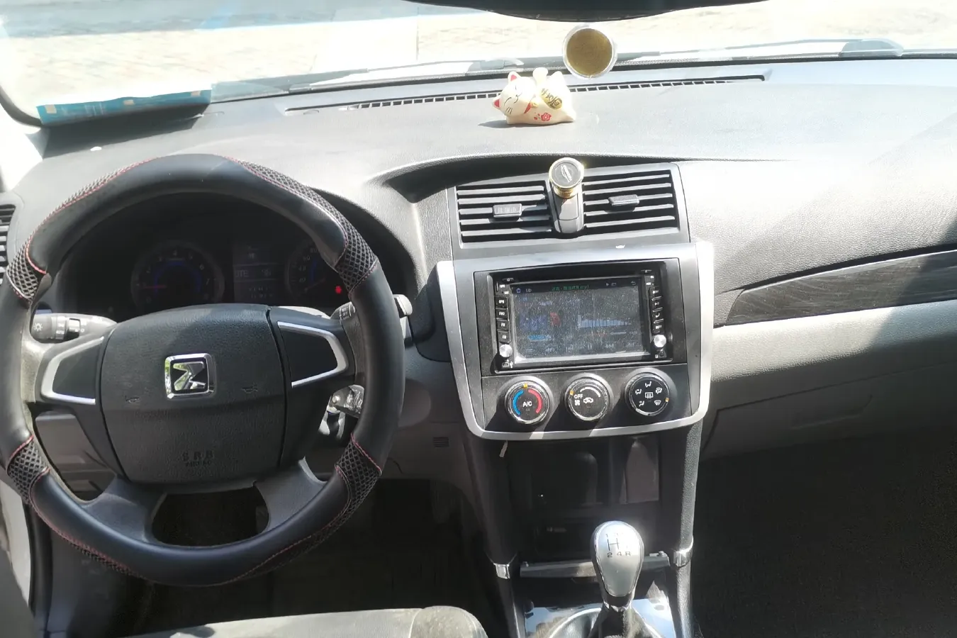 2012 Zotye Z300 1.5L 113HP L4 5MT,autocango,china used car exporter,china ev exporter,chinese used car exporter,chinese used ev exporter