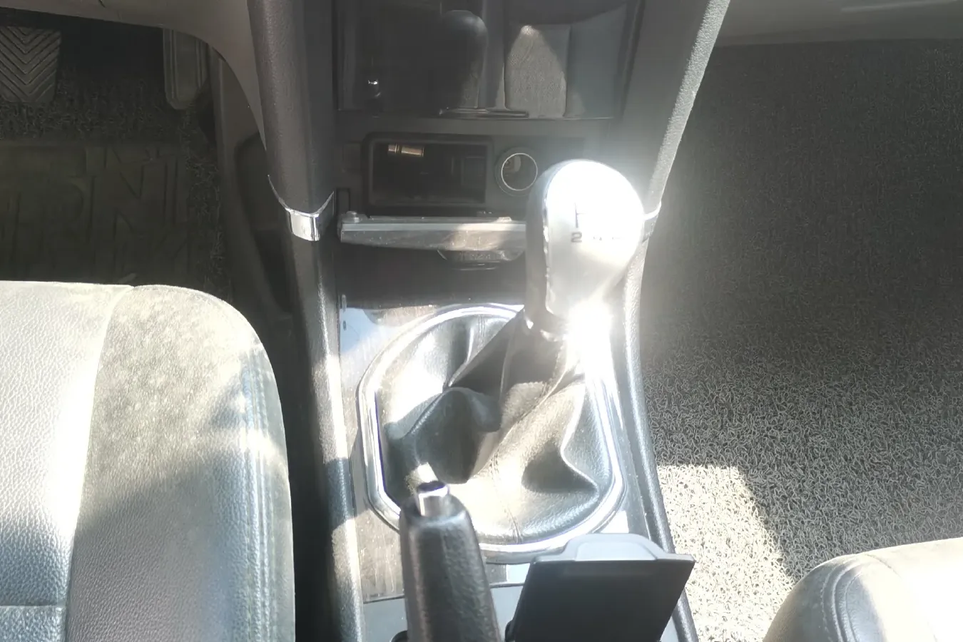 2012 Zotye Z300 1.5L 113HP L4 5MT,autocango,china used car exporter,china ev exporter,chinese used car exporter,chinese used ev exporter