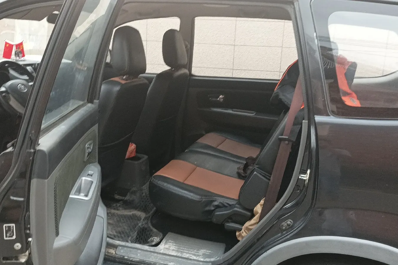 2014 FAW Senia S80 1.5L 109HP L4 5MT,autocango,china used car exporter,china ev exporter,chinese used car exporter,chinese used ev exporter