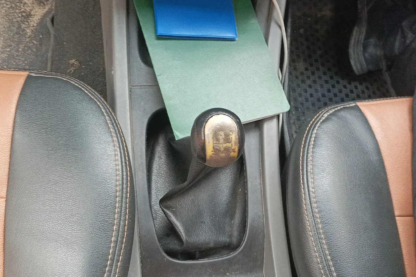 2014 FAW Senia S80 1.5L 109HP L4 5MT,autocango,china used car exporter,china ev exporter,chinese used car exporter,chinese used ev exporter