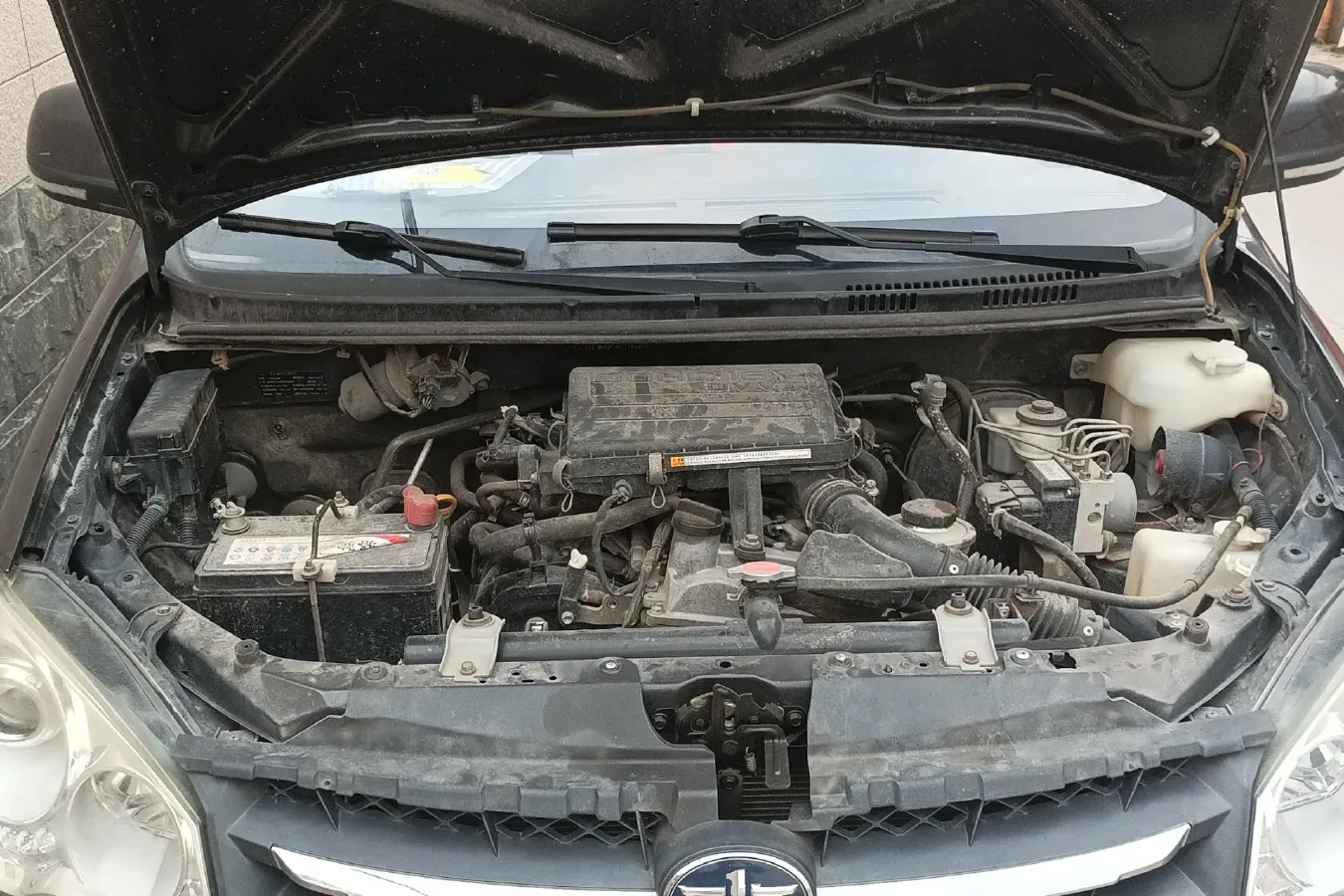 2014 FAW Senia S80 1.5L 109HP L4 5MT,autocango,china used car exporter,china ev exporter,chinese used car exporter,chinese used ev exporter