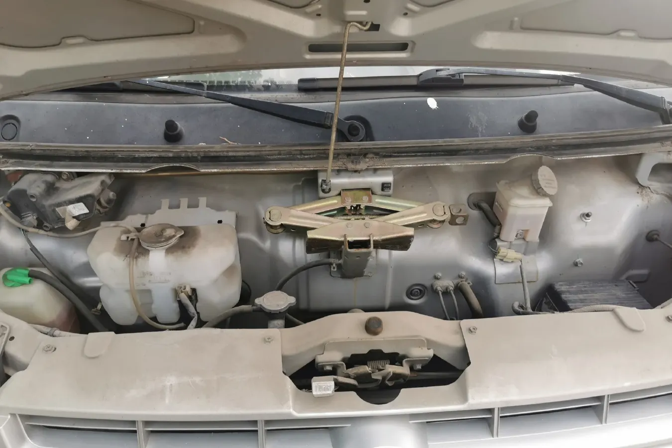 2018 DongFeng DFSK C35 1.5L 112HP L4 5MT,autocango,china used car exporter,china ev exporter,chinese used car exporter,chinese used ev exporter