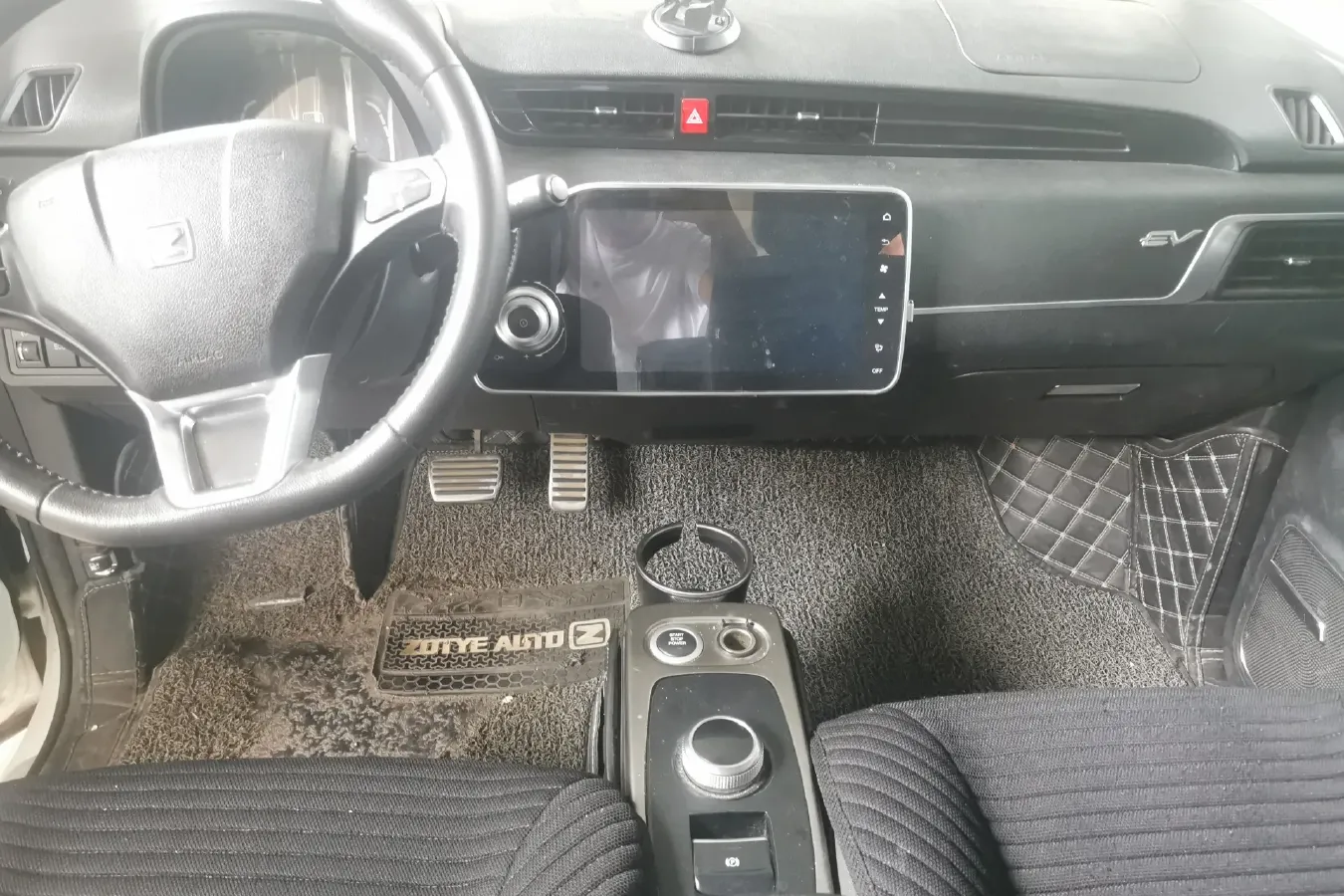 2018 Zotye E200 BEV 31.9KWH,autocango,china used car exporter,china ev exporter,chinese used car exporter,chinese used ev exporter