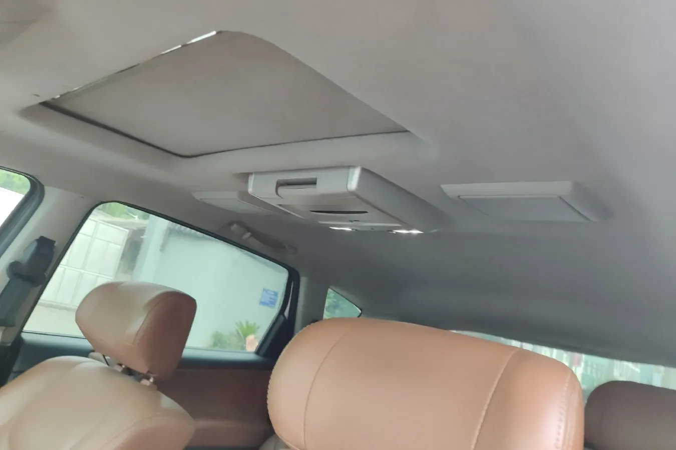 2012 Luxgen Grand7 SUV 2.2T 178HP L4 5AT,autocango,china used car exporter,china ev exporter,chinese used car exporter,chinese used ev exporter