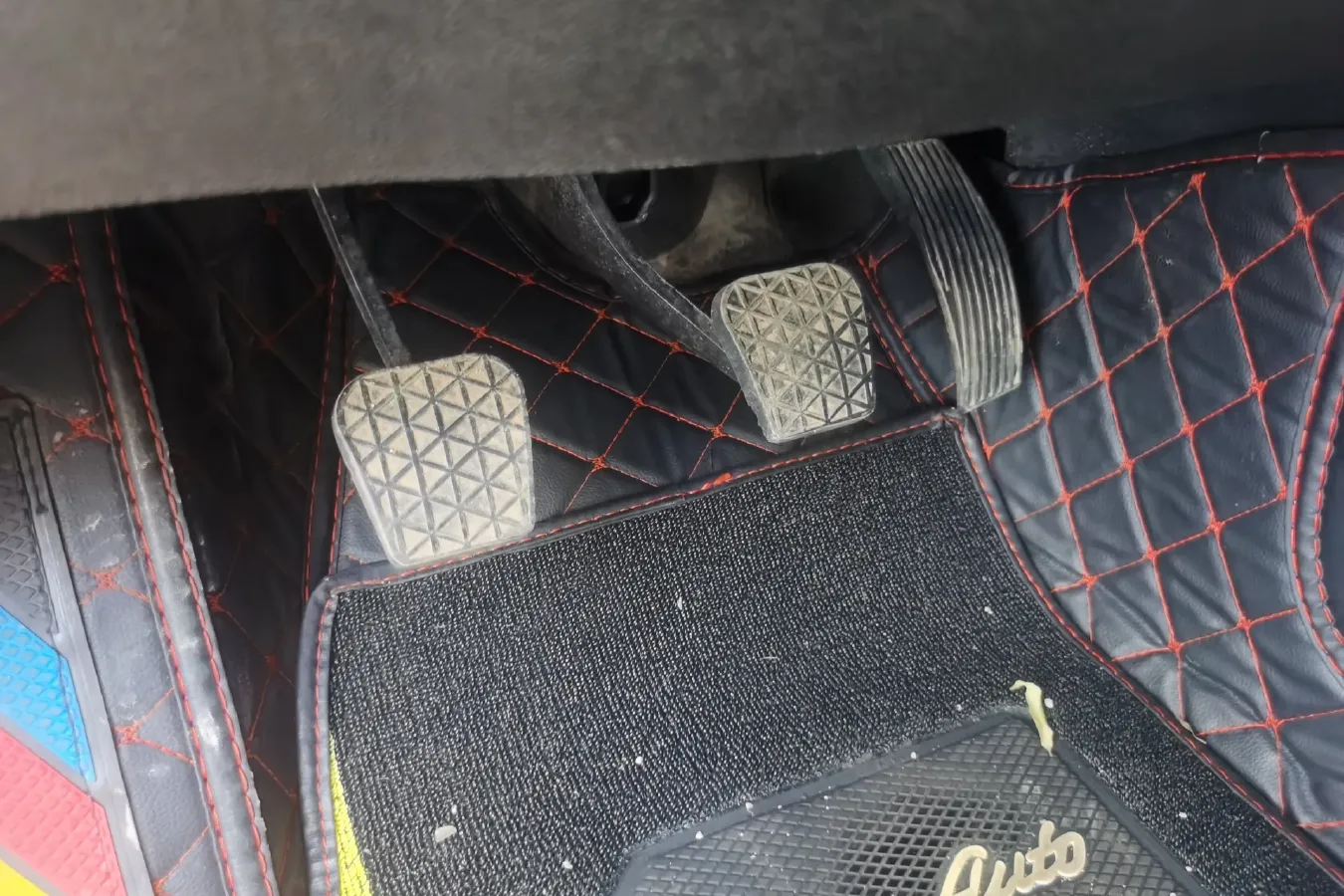 2017 Zotye SR7 1.5T 150HP L4 5MT,autocango,china used car exporter,china ev exporter,chinese used car exporter,chinese used ev exporter