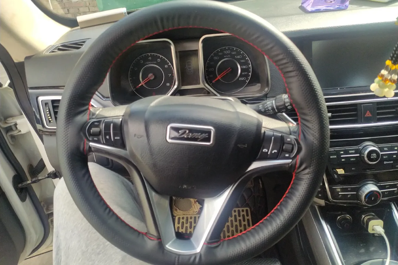 2017 Zotye Damy X5 1.5T 163HP L4 5MT,autocango,china used car exporter,china ev exporter,chinese used car exporter,chinese used ev exporter