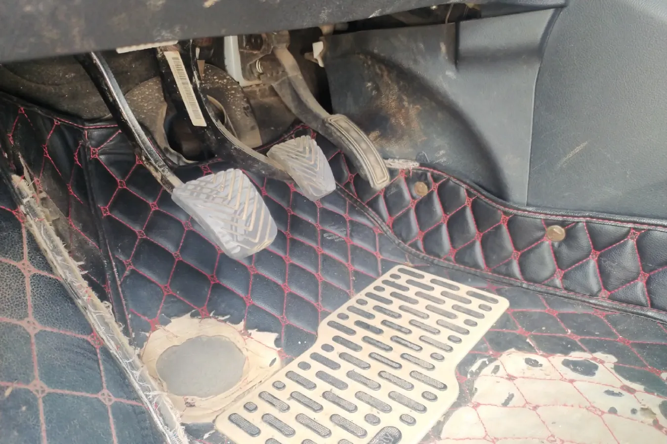 2017 Zotye Damy X5 1.5T 163HP L4 5MT,autocango,china used car exporter,china ev exporter,chinese used car exporter,chinese used ev exporter