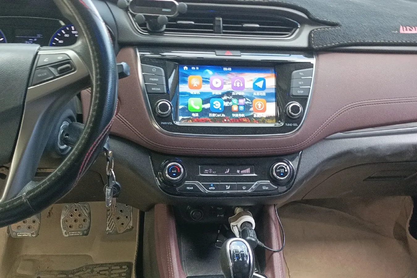 2017 ChangAn Linmax 1.6L 125HP L4 5MT,autocango,china used car exporter,china ev exporter,chinese used car exporter,chinese used ev exporter