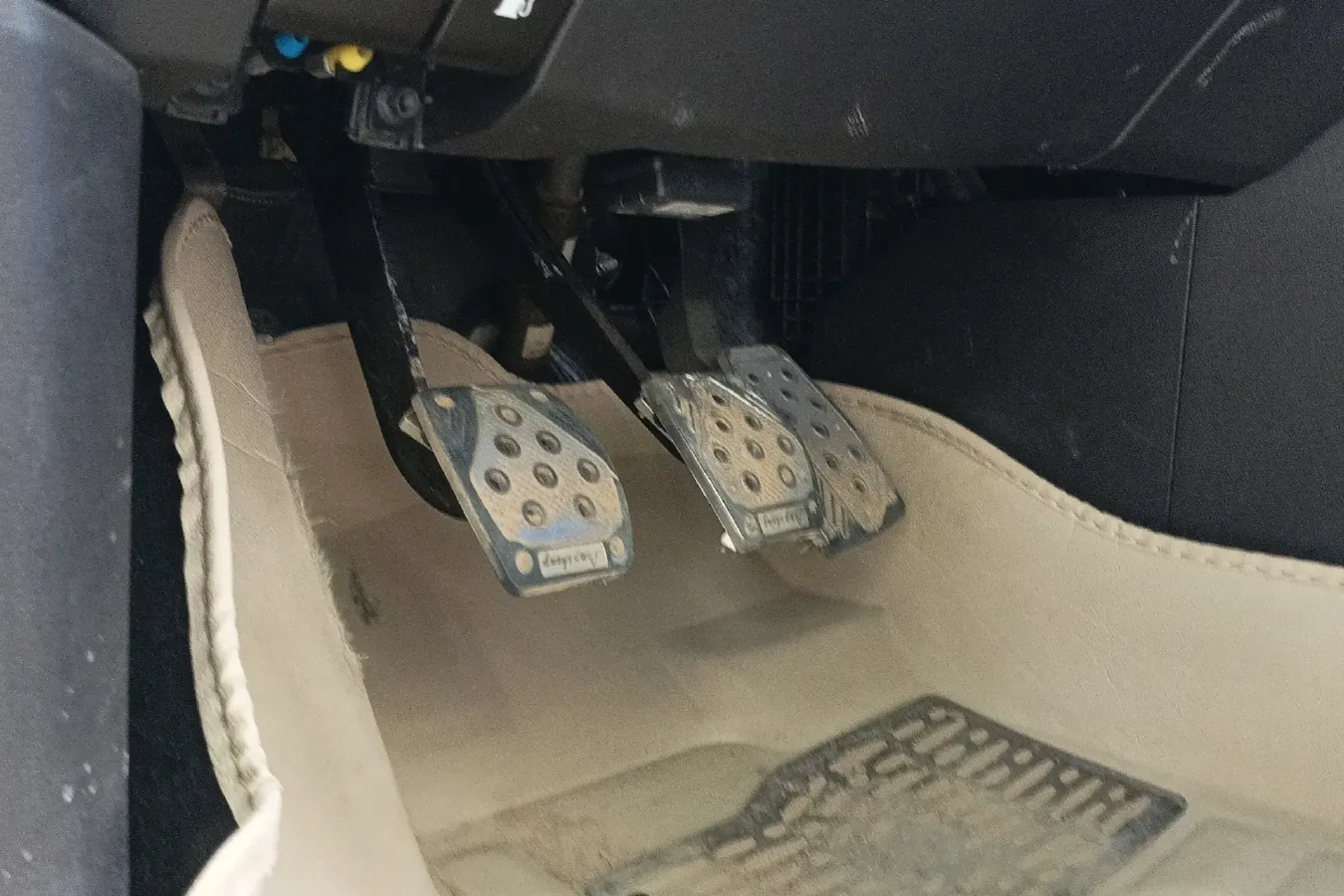 2017 ChangAn Linmax 1.6L 125HP L4 5MT,autocango,china used car exporter,china ev exporter,chinese used car exporter,chinese used ev exporter