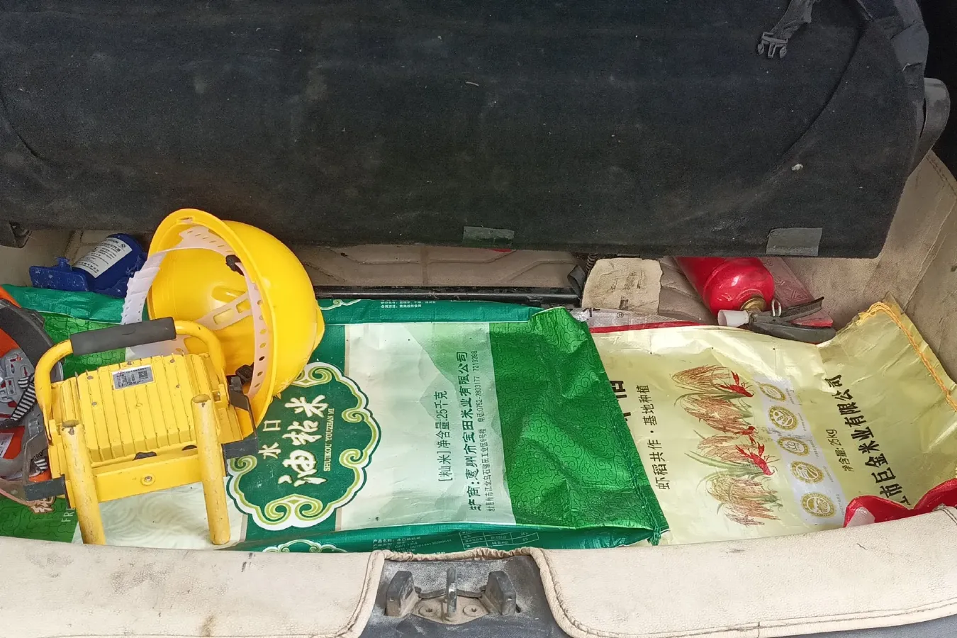 2017 ChangAn Linmax 1.6L 125HP L4 5MT,autocango,china used car exporter,china ev exporter,chinese used car exporter,chinese used ev exporter