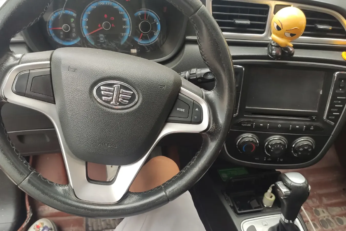 2015 FAW Jumpal D60 1.8L 139HP L4 6AT,autocango,china used car exporter,china ev exporter,chinese used car exporter,chinese used ev exporter