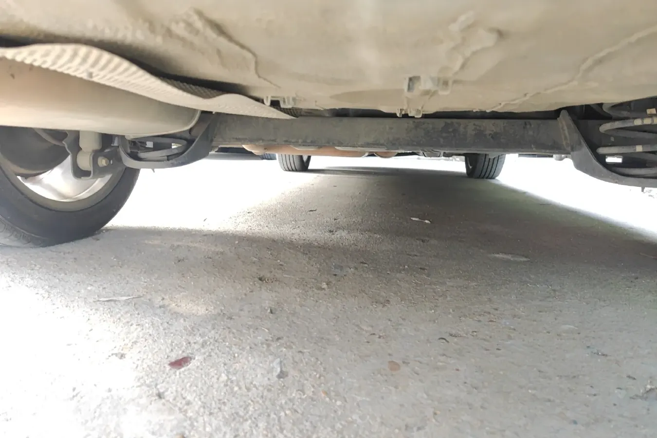 2016 DongFeng Aeolus AX3 1.5L 116HP L4 5MT,autocango,china used car exporter,china ev exporter,chinese used car exporter,chinese used ev exporter