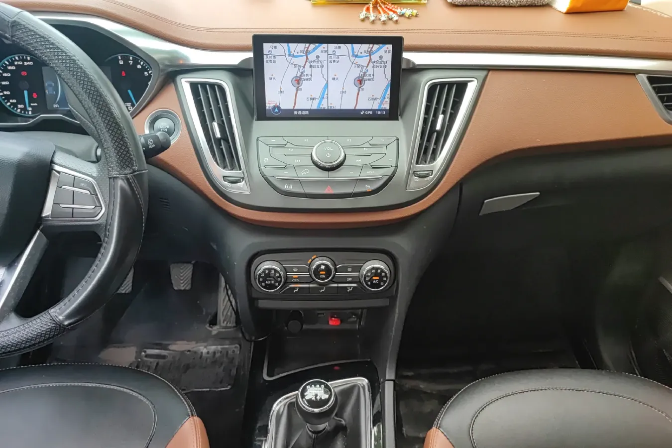 2016 Soueast DX7 1.5T 156HP L4 6MT,autocango,china used car exporter,china ev exporter,chinese used car exporter,chinese used ev exporter