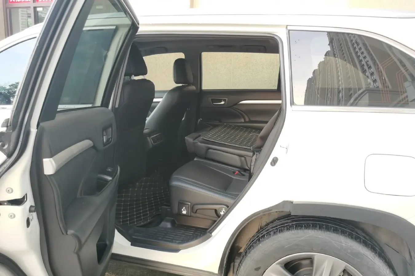 2018 Toyota Highlander 2.0T 220HP L4 6AT,autocango,china used car exporter,china ev exporter,chinese used car exporter,chinese used ev exporter