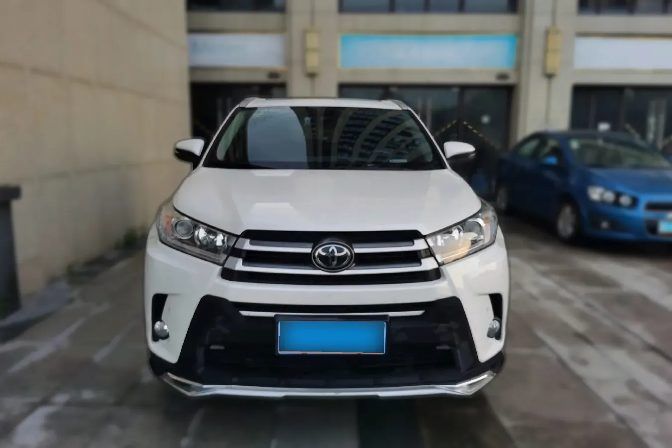 2018 Toyota Highlander 2.0T 220HP L4 6AT,autocango,china used car exporter,china ev exporter,chinese used car exporter,chinese used ev exporter