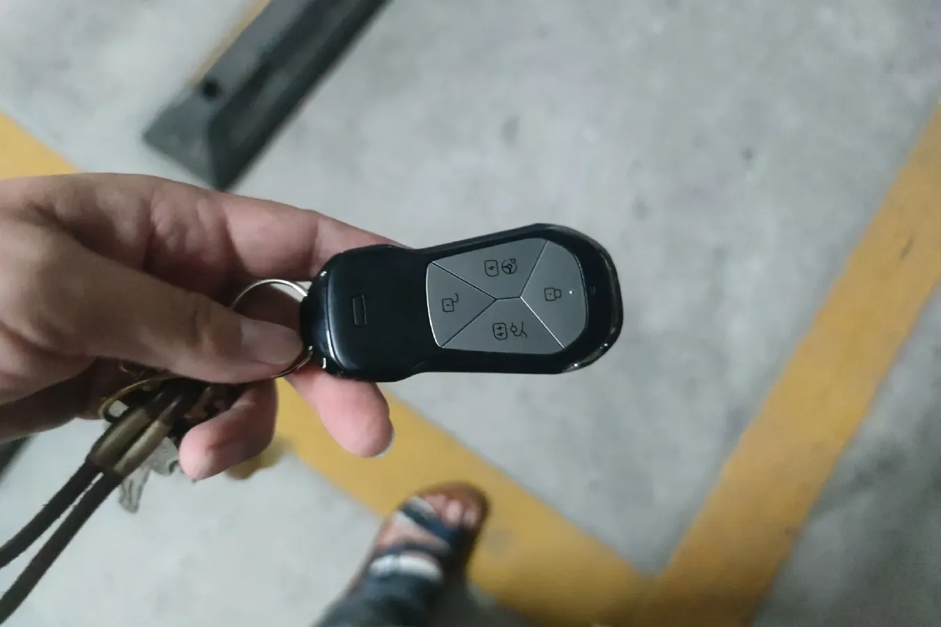 2022 Xpeng P7 BEV 77.9KWH,autocango,china used car exporter,china ev exporter,chinese used car exporter,chinese used ev exporter