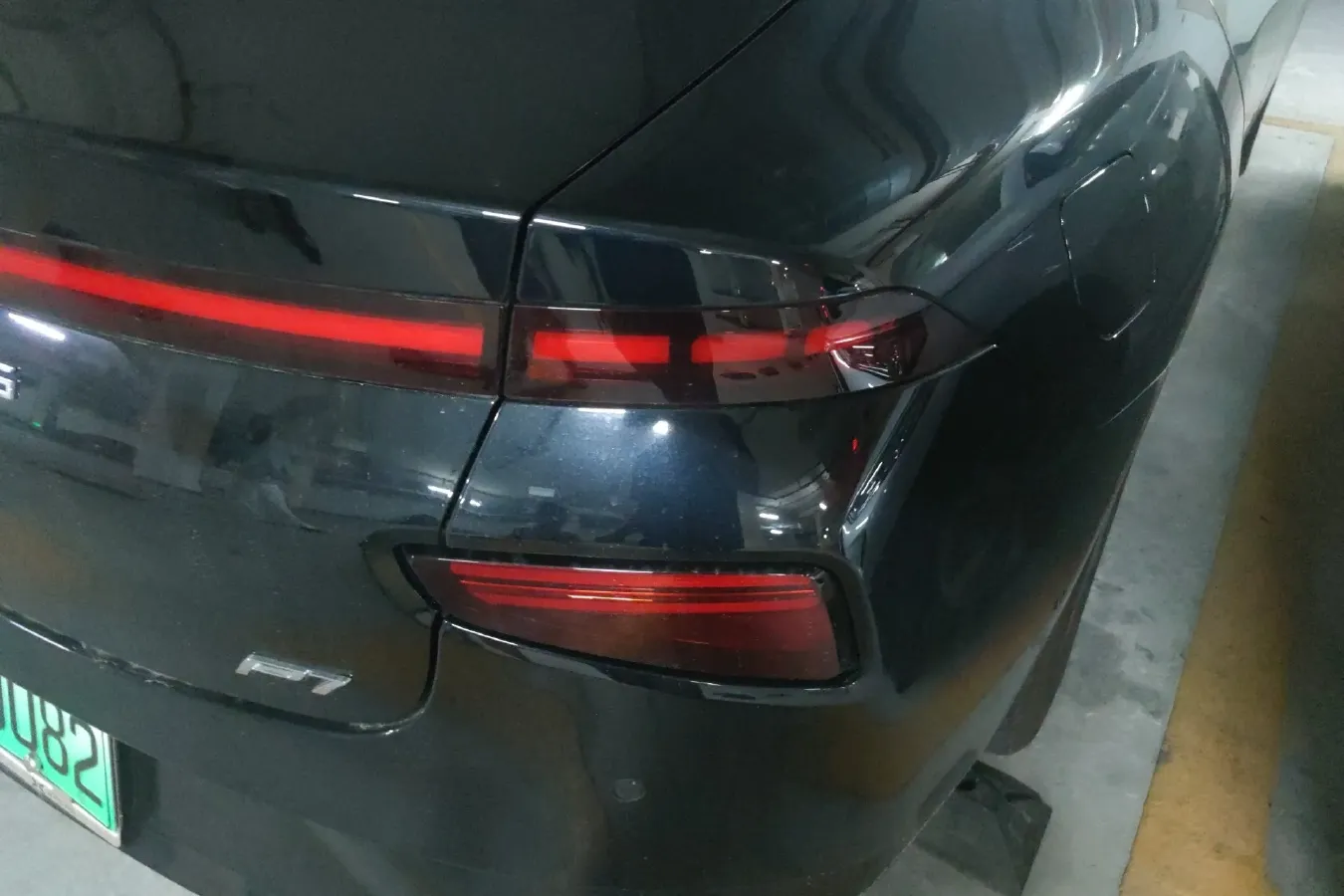 2022 Xpeng P7 BEV 77.9KWH,autocango,china used car exporter,china ev exporter,chinese used car exporter,chinese used ev exporter