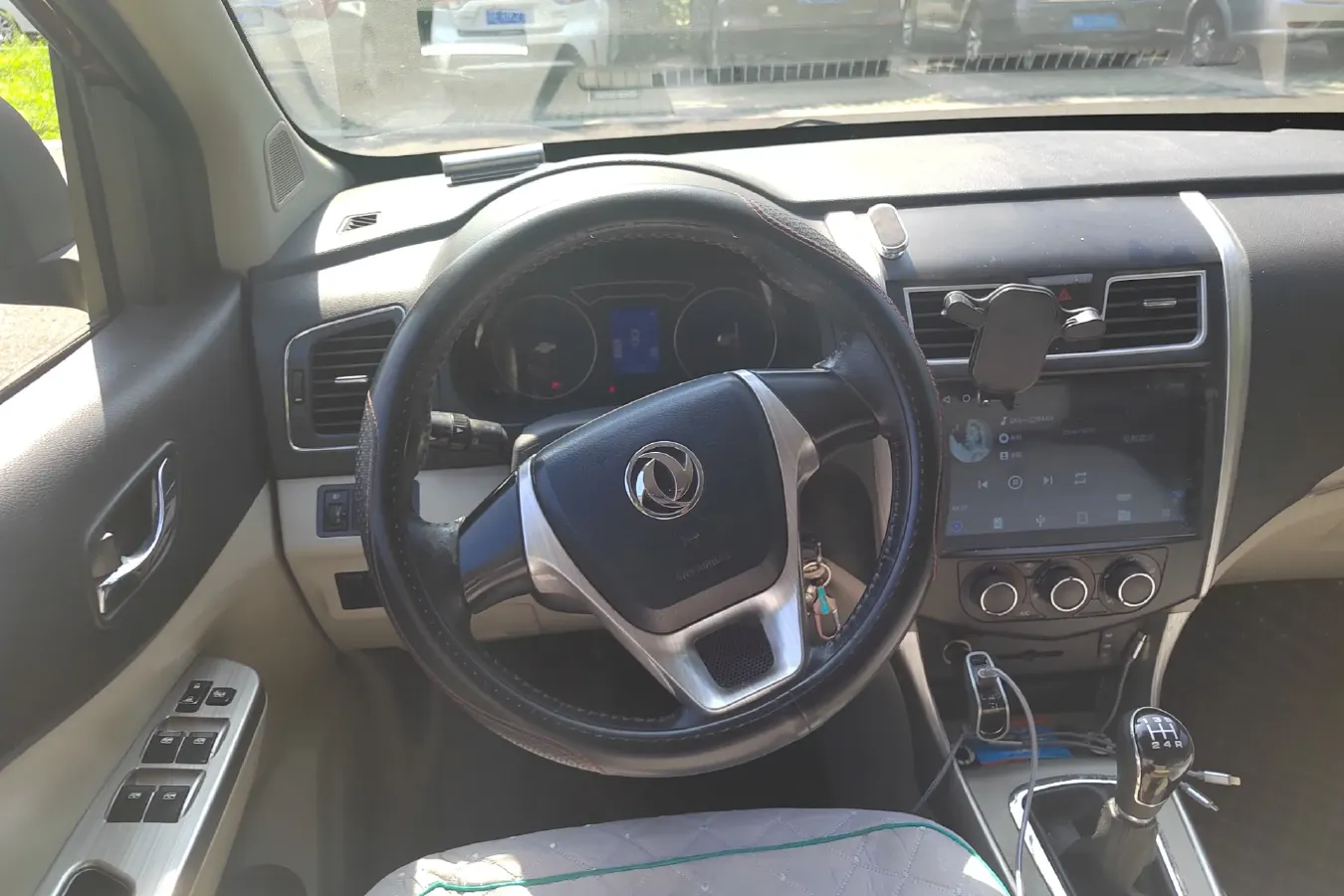 2016 DongFeng Forthing S500 1.5L 120HP L4 5MT,autocango,china used car exporter,china ev exporter,chinese used car exporter,chinese used ev exporter