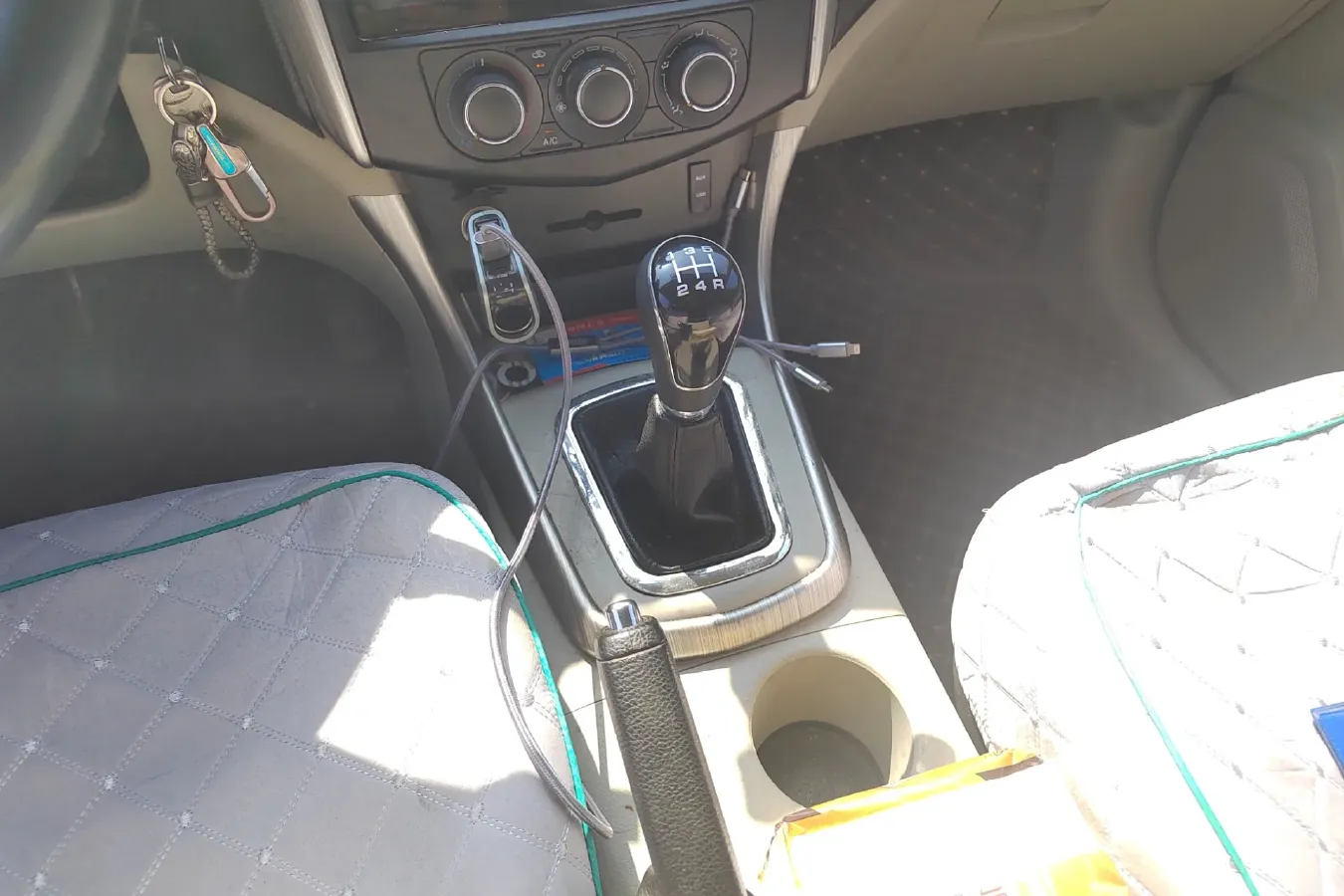 2016 DongFeng Forthing S500 1.5L 120HP L4 5MT,autocango,china used car exporter,china ev exporter,chinese used car exporter,chinese used ev exporter