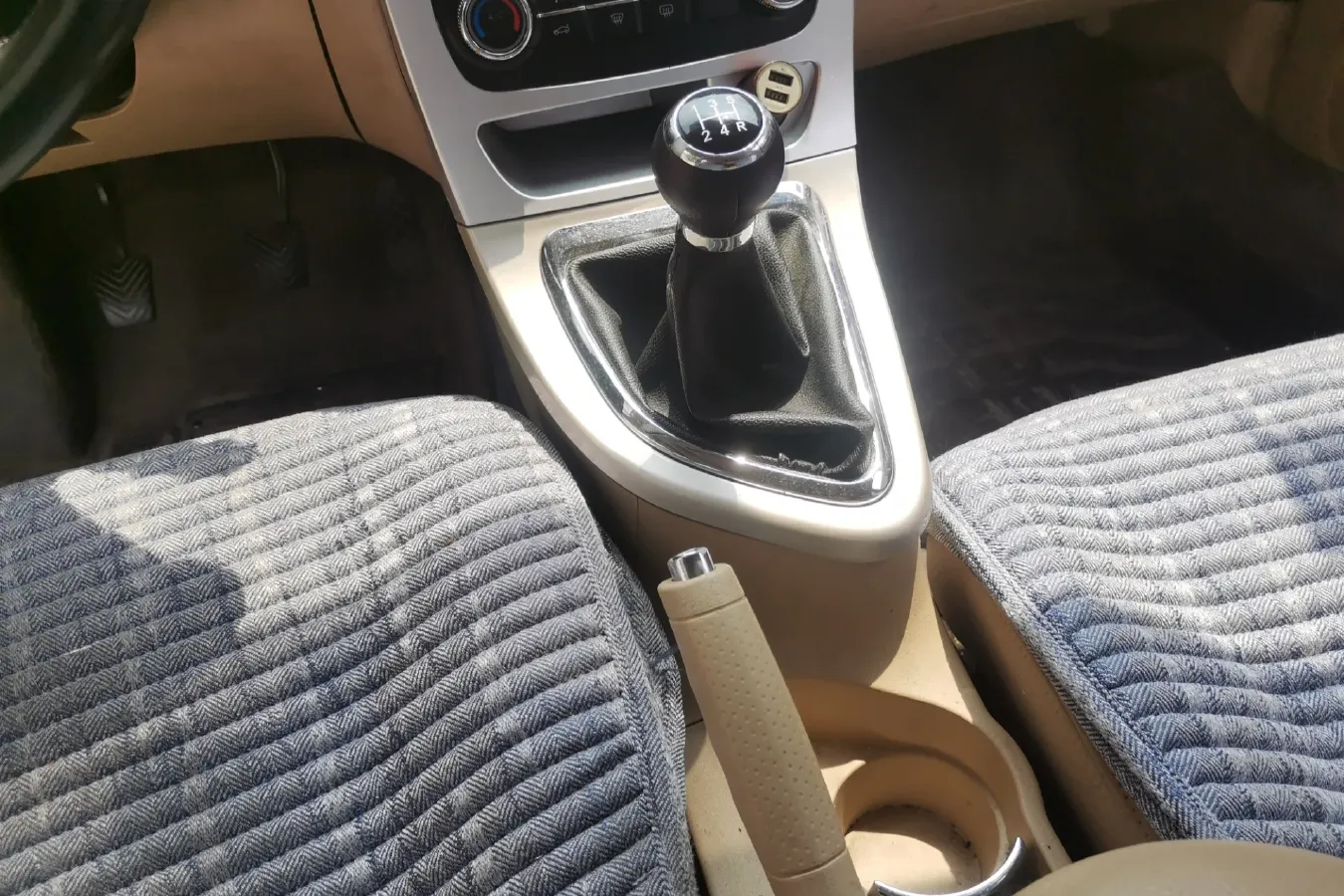 2013 Brilliance Auto H330 1.5L 105HP L4 5MT,autocango,china used car exporter,china ev exporter,chinese used car exporter,chinese used ev exporter