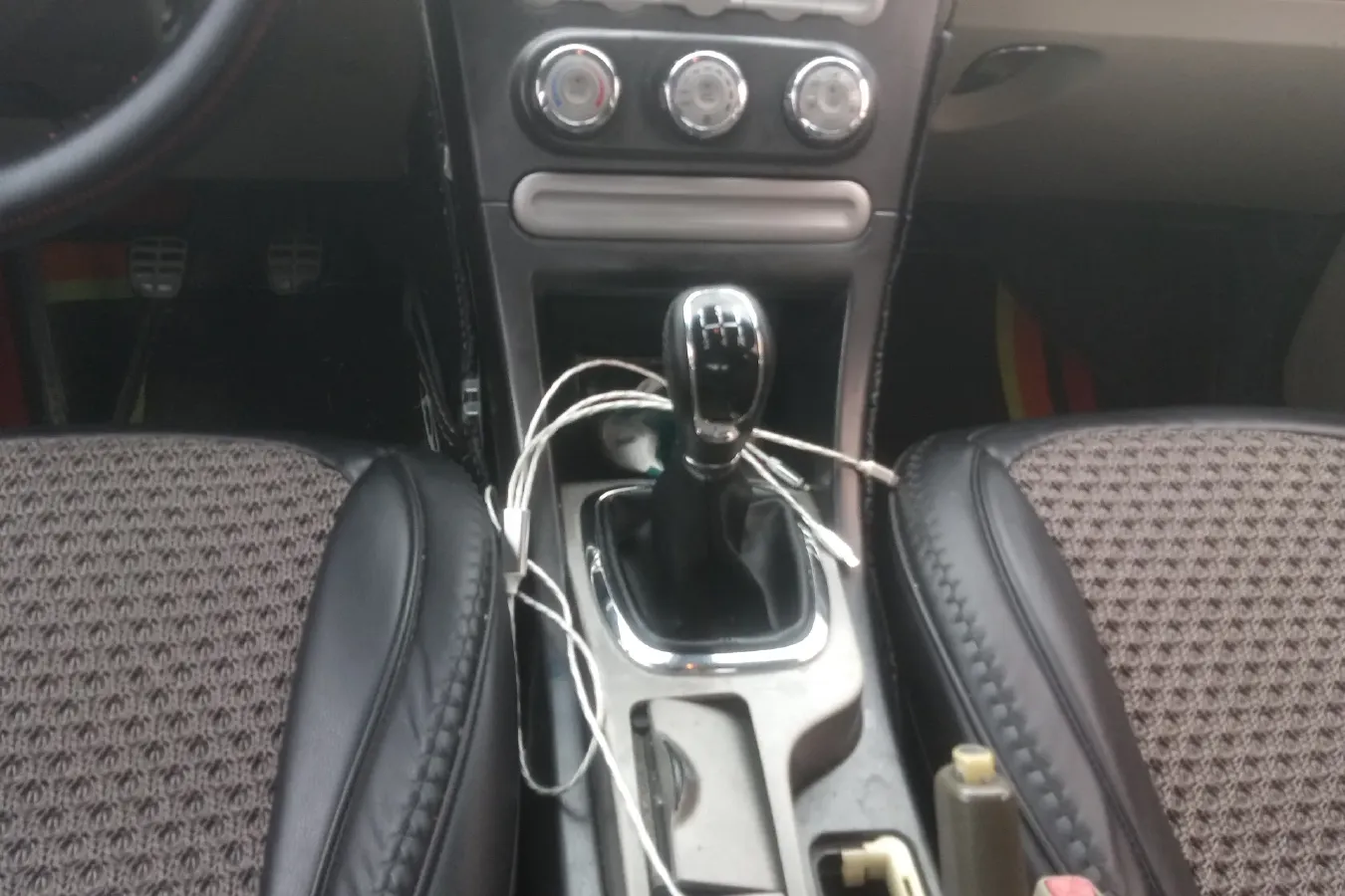 2010 Chery A3 1.6L 119HP L4 5MT,autocango,china used car exporter,china ev exporter,chinese used car exporter,chinese used ev exporter