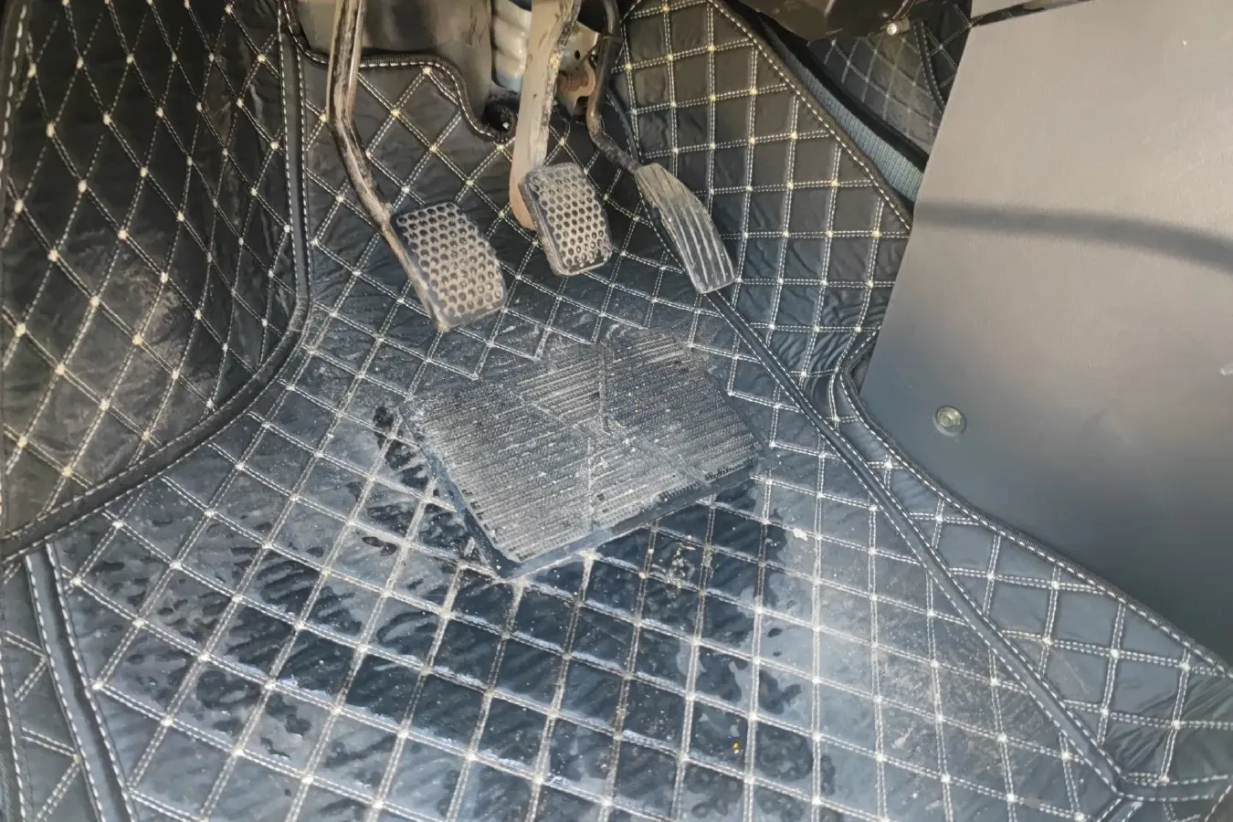 2013 Suzuki Wagon R X5 1.4L 95HP L4 5MT,autocango,china used car exporter,china ev exporter,chinese used car exporter,chinese used ev exporter