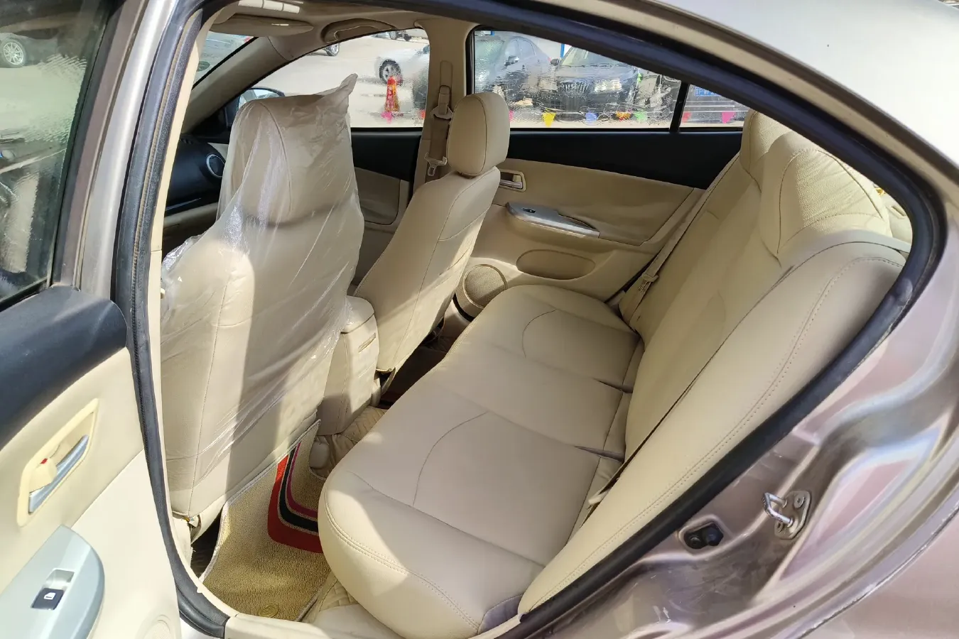 2012 HaiMa Family 1.6L 120HP L4 CVT,autocango,china used car exporter,china ev exporter,chinese used car exporter,chinese used ev exporter