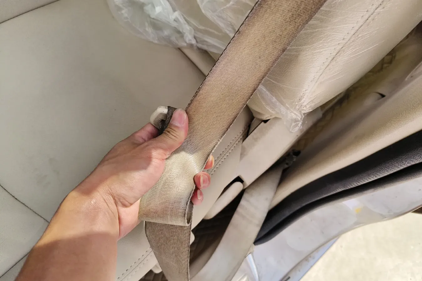 2012 HaiMa Family 1.6L 120HP L4 CVT,autocango,china used car exporter,china ev exporter,chinese used car exporter,chinese used ev exporter