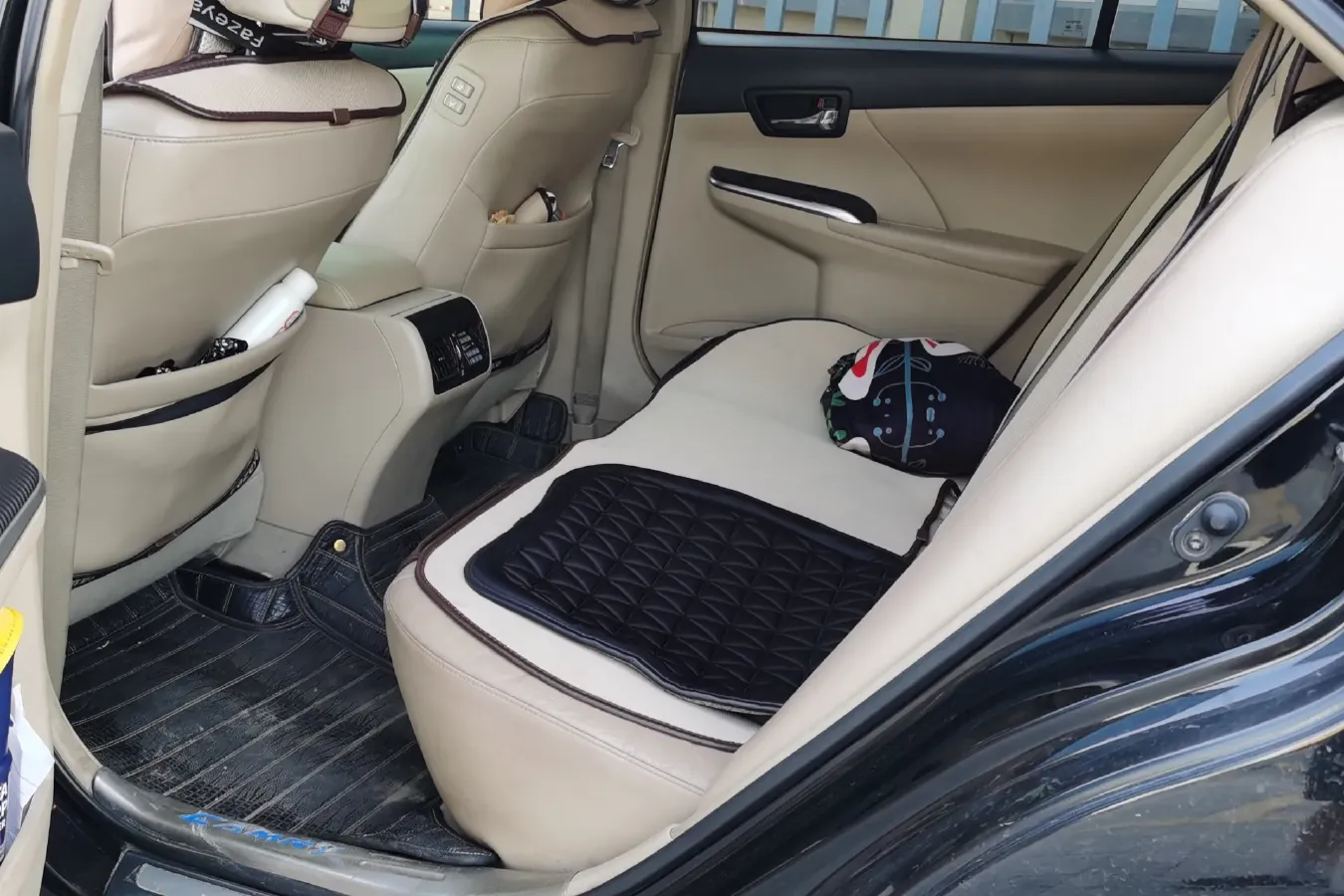 2012 Toyota Camry 2.5L 184HP L4 6AT,autocango,china used car exporter,china ev exporter,chinese used car exporter,chinese used ev exporter
