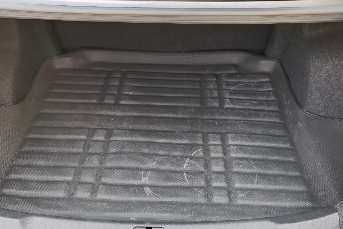 2015 Skoda Octavia 1.6L 110HP L4 6AT,autocango,china used car exporter,china ev exporter,chinese used car exporter,chinese used ev exporter