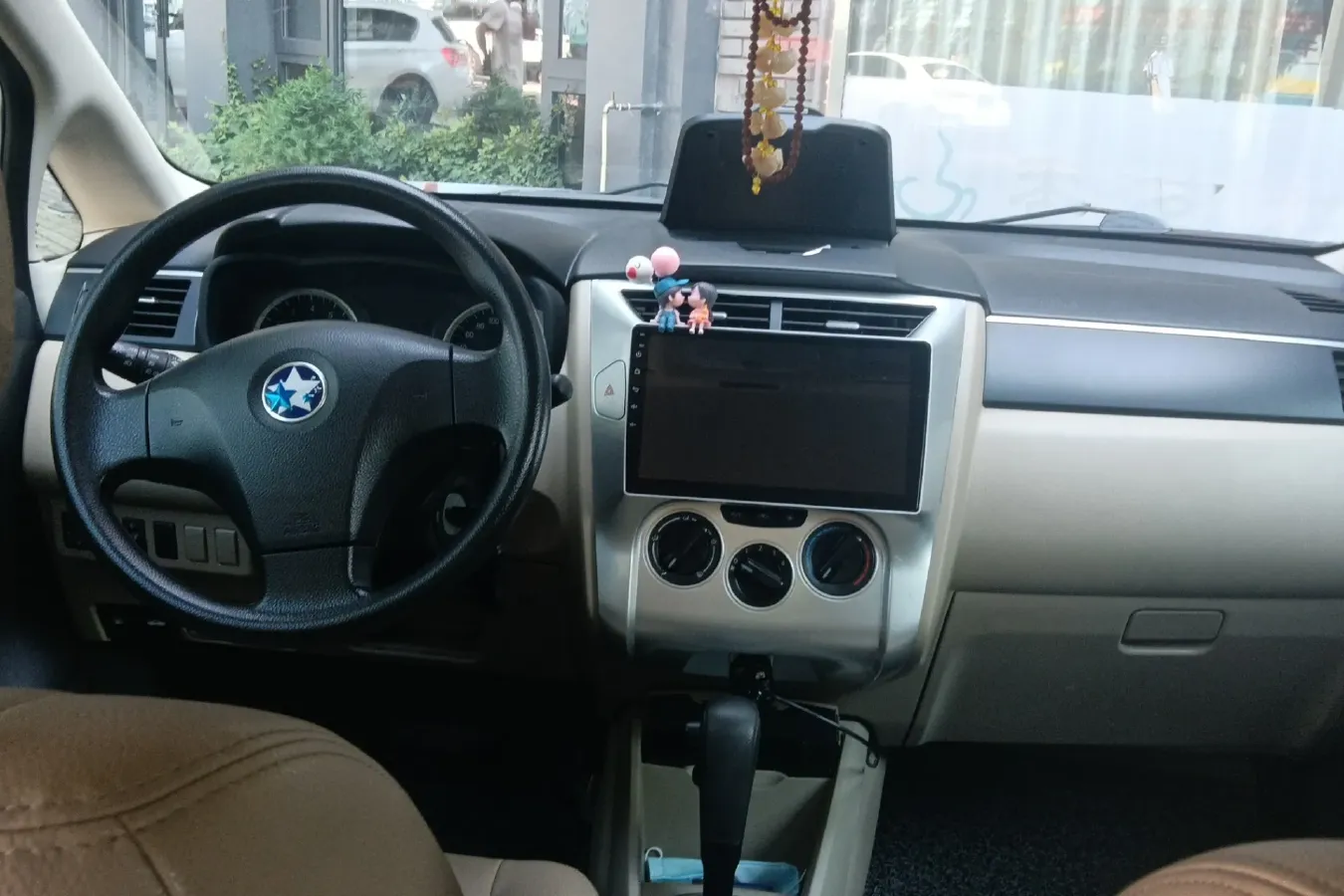 2013 Venucia R50 1.6L 117HP L4 4AT,autocango,china used car exporter,china ev exporter,chinese used car exporter,chinese used ev exporter