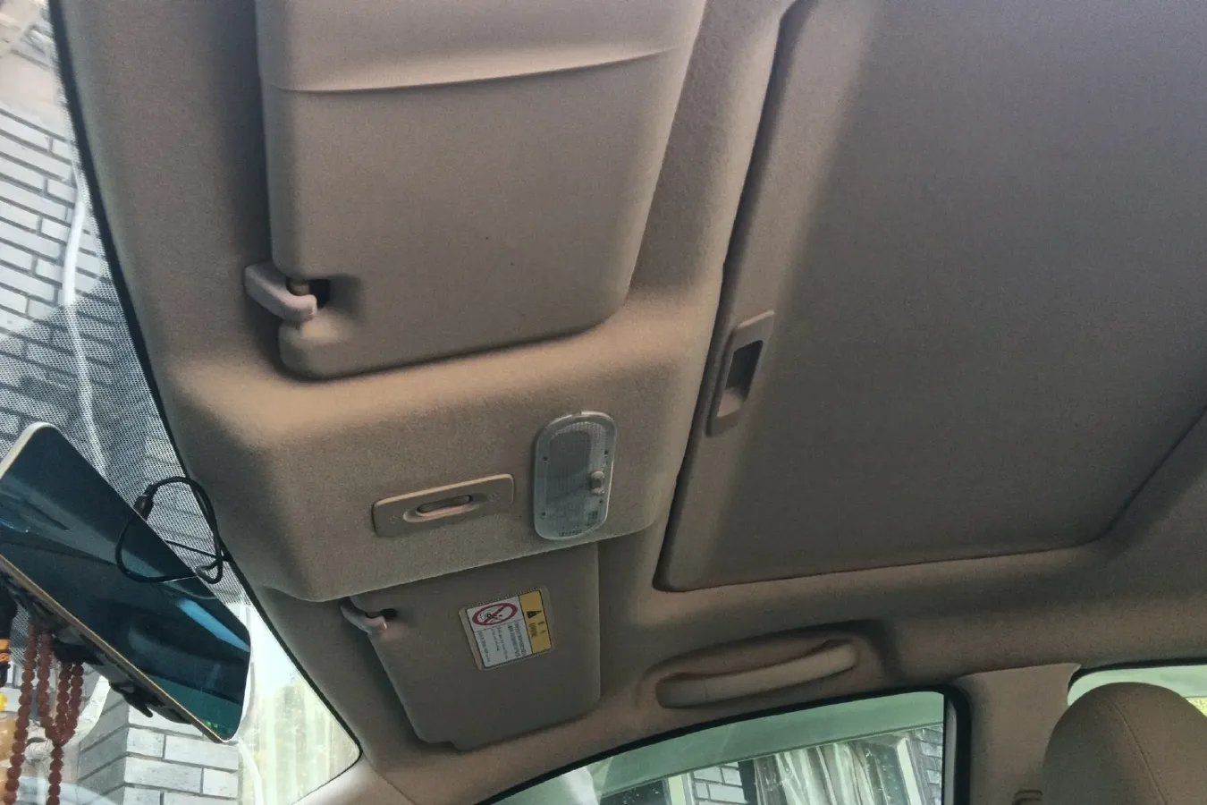 2013 Venucia R50 1.6L 117HP L4 4AT,autocango,china used car exporter,china ev exporter,chinese used car exporter,chinese used ev exporter