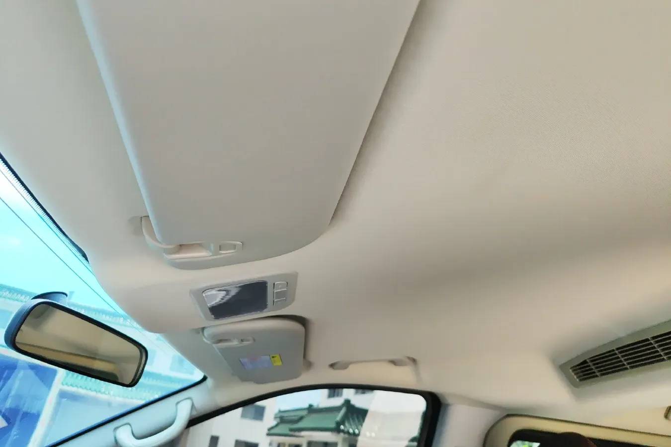 2021 DongFeng Forthing LingZhi Plus 2.0L 133HP L4 6MT,autocango,china used car exporter,china ev exporter,chinese used car exporter,chinese used ev exporter