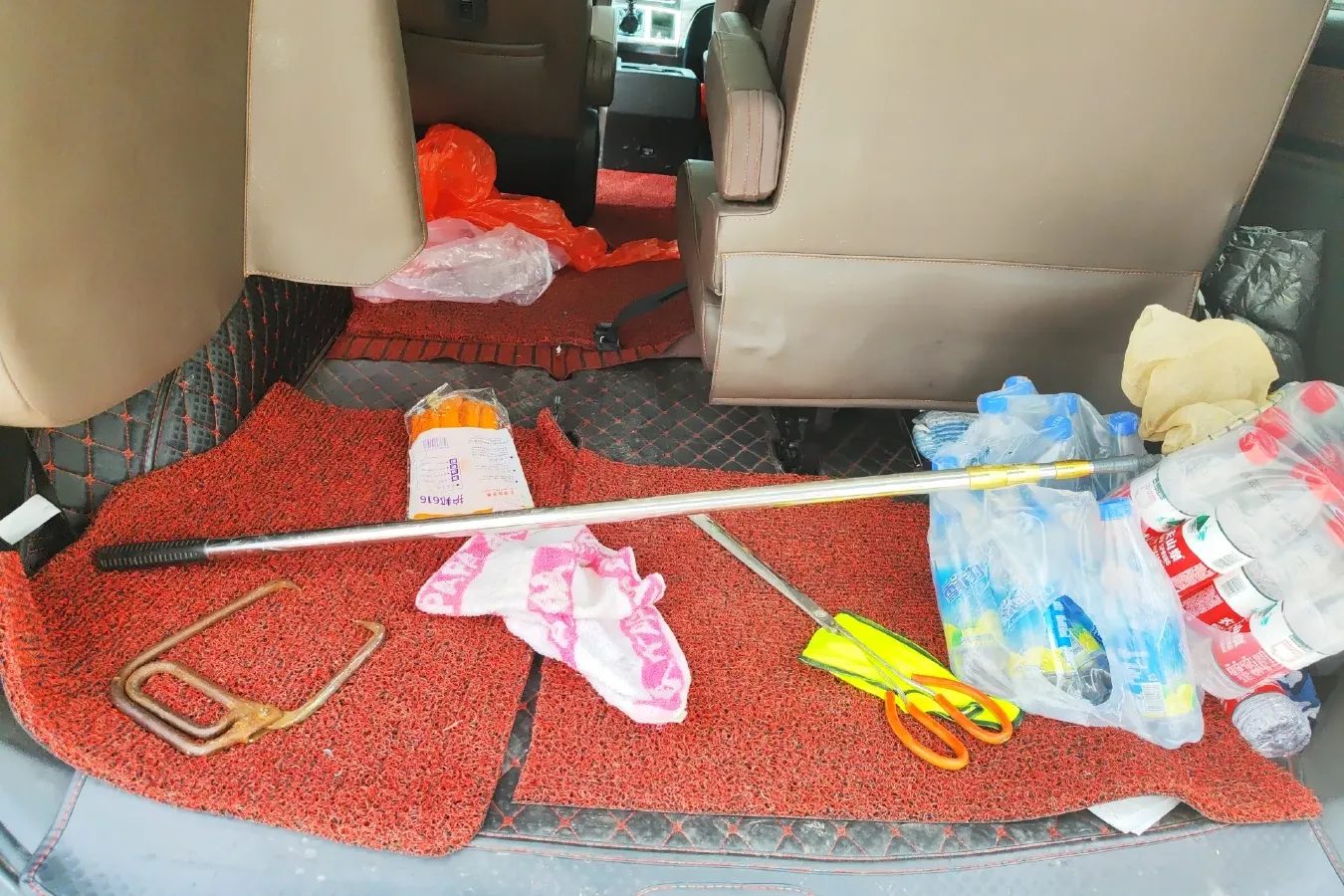 2021 DongFeng Forthing LingZhi Plus 2.0L 133HP L4 6MT,autocango,china used car exporter,china ev exporter,chinese used car exporter,chinese used ev exporter