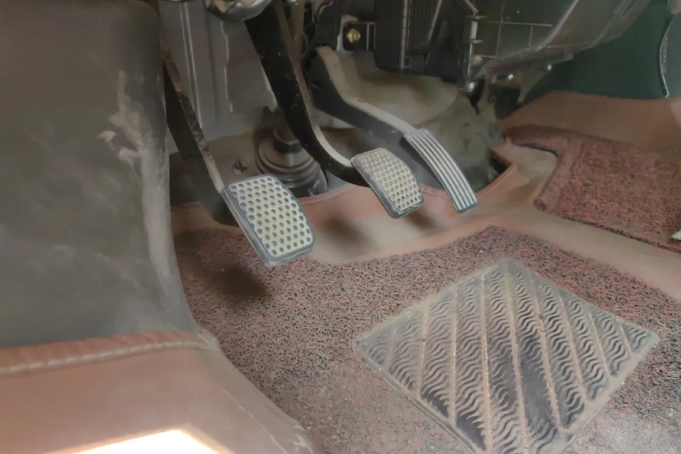 2020 ChangAn Kaicene RuiXing M60 1.5L 116HP L4 5MT,autocango,china used car exporter,china ev exporter,chinese used car exporter,chinese used ev exporter