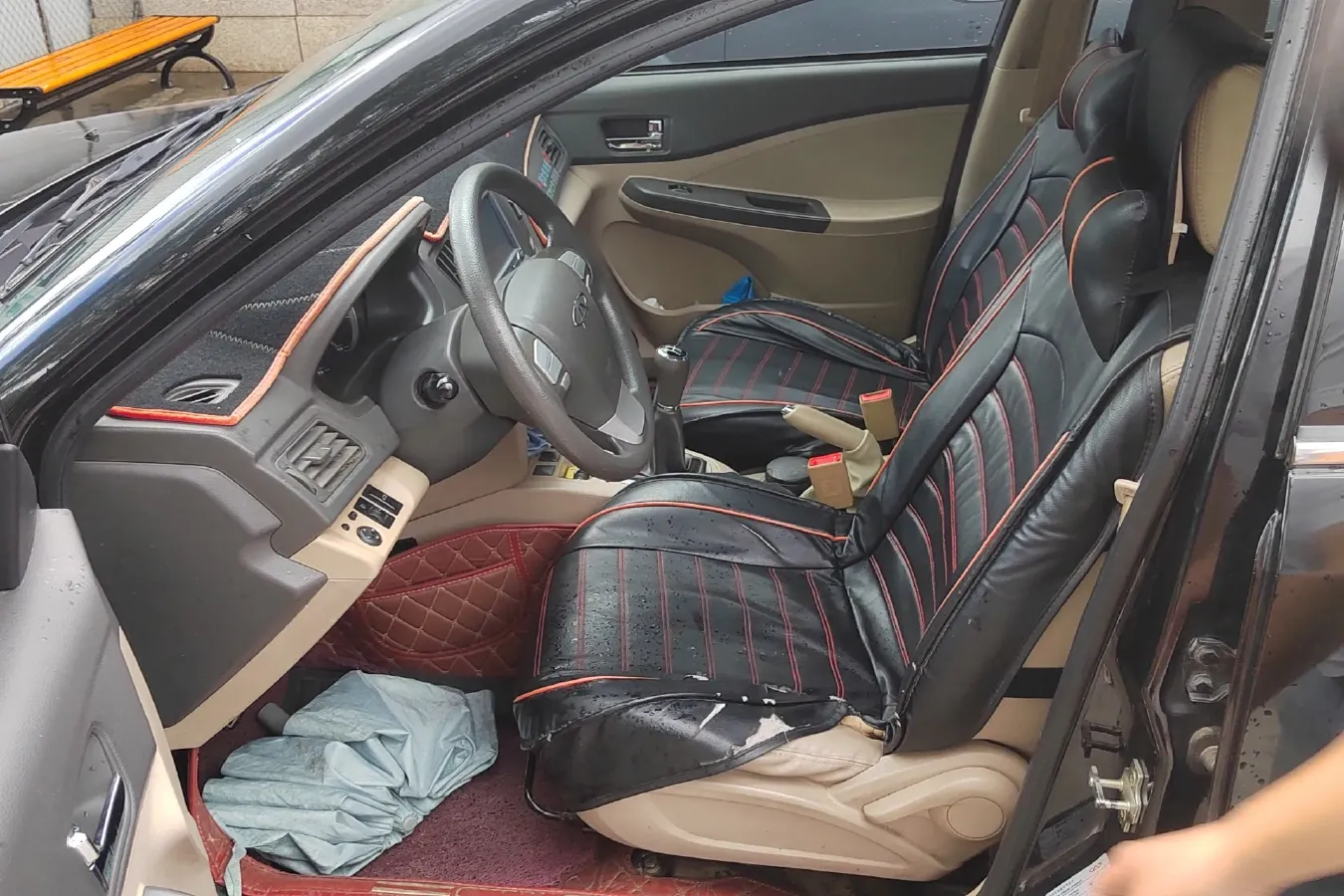 2011 Chery E5 1.5L 109HP L4 5MT,autocango,china used car exporter,china ev exporter,chinese used car exporter,chinese used ev exporter