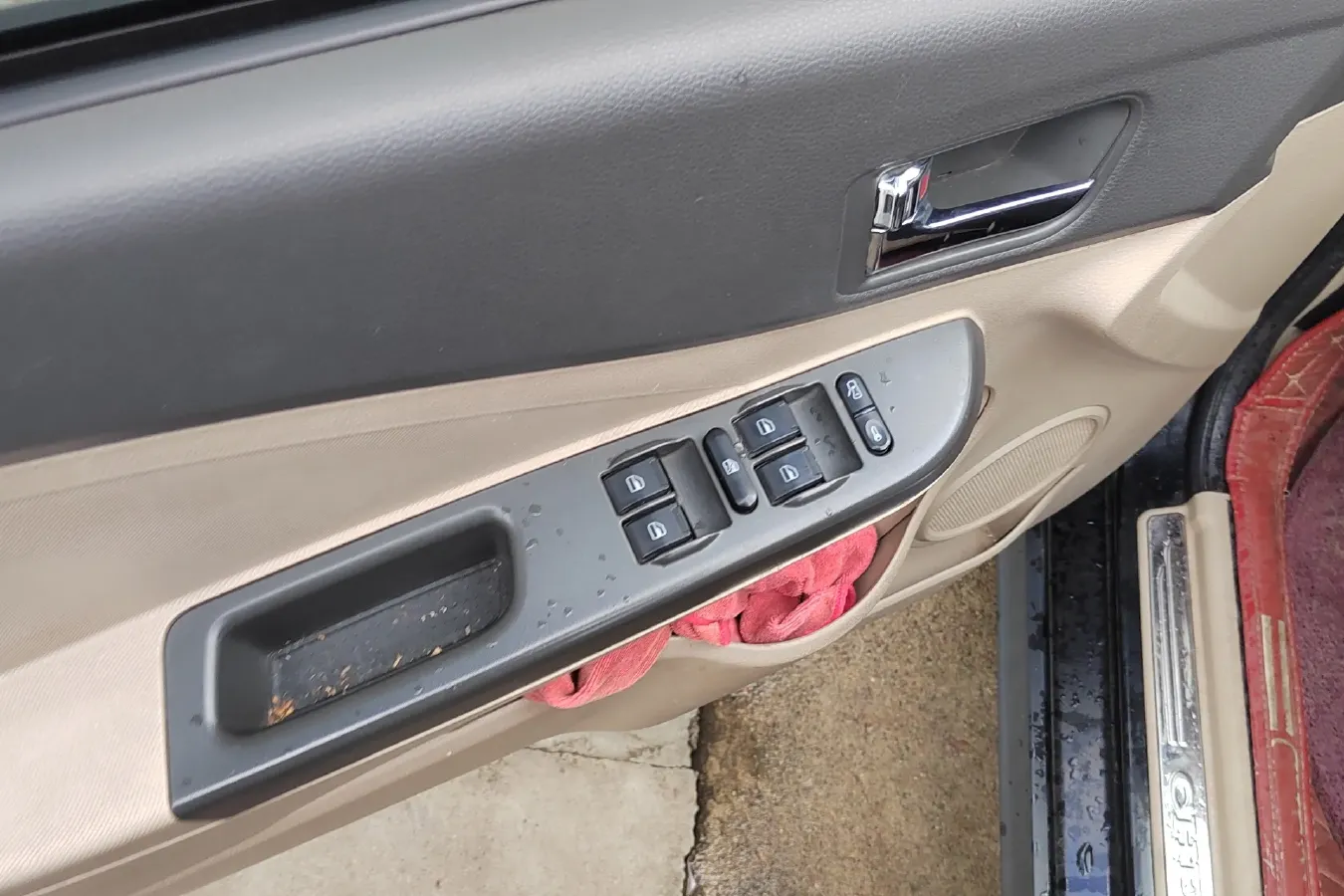 2011 Chery E5 1.5L 109HP L4 5MT,autocango,china used car exporter,china ev exporter,chinese used car exporter,chinese used ev exporter