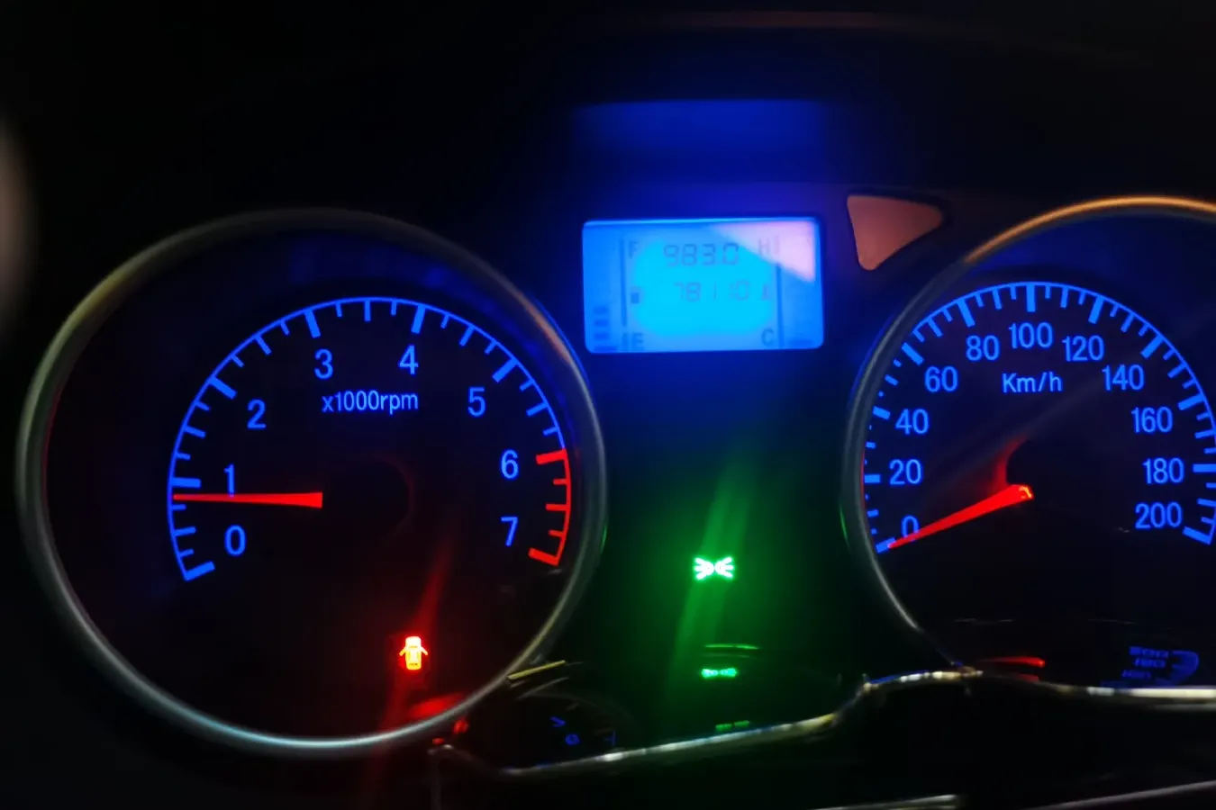 2014 JinBei ZhiShang S30 1.5L 102HP L4 5MT,autocango,china used car exporter,china ev exporter,chinese used car exporter,chinese used ev exporter