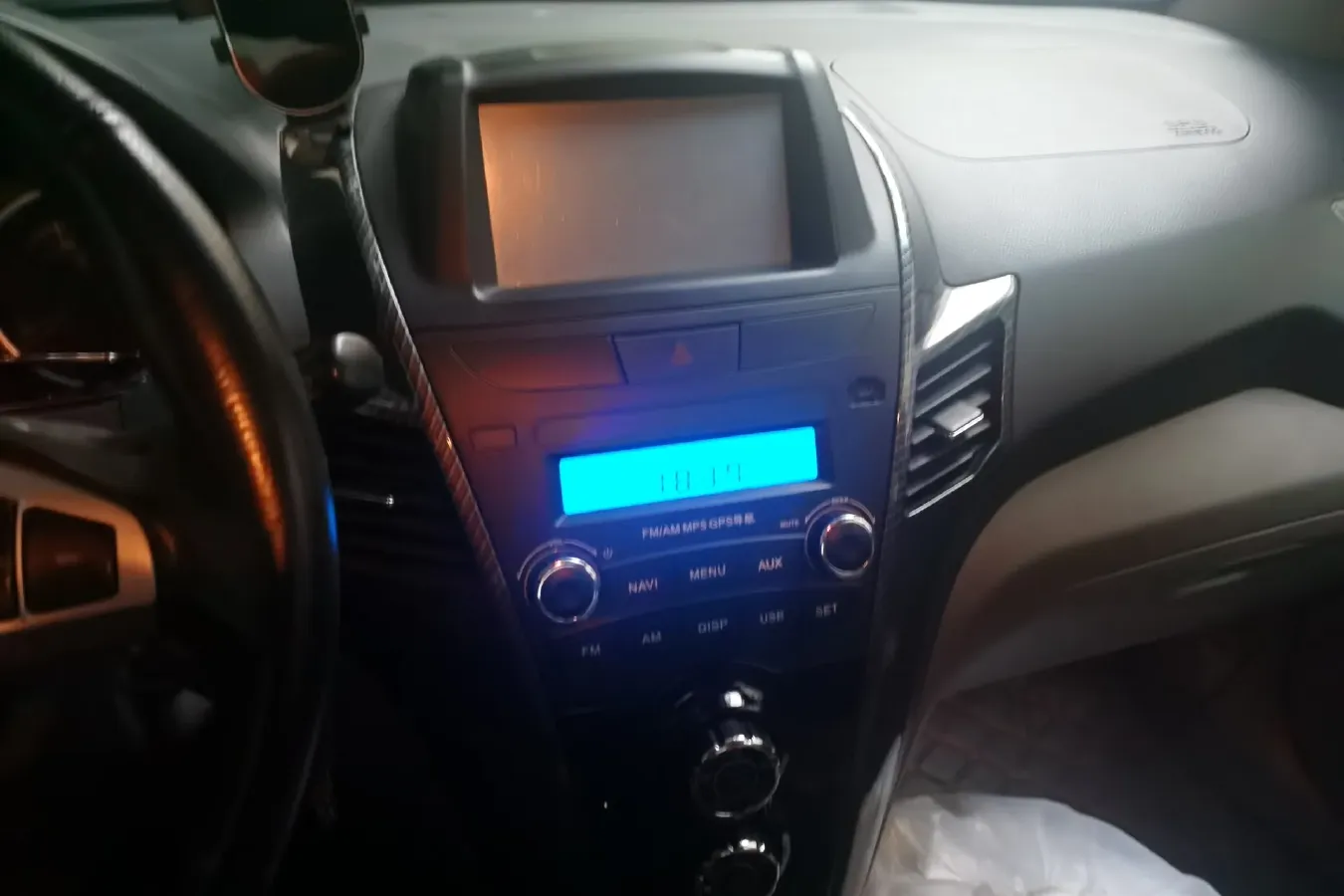 2014 JinBei ZhiShang S30 1.5L 102HP L4 5MT,autocango,china used car exporter,china ev exporter,chinese used car exporter,chinese used ev exporter