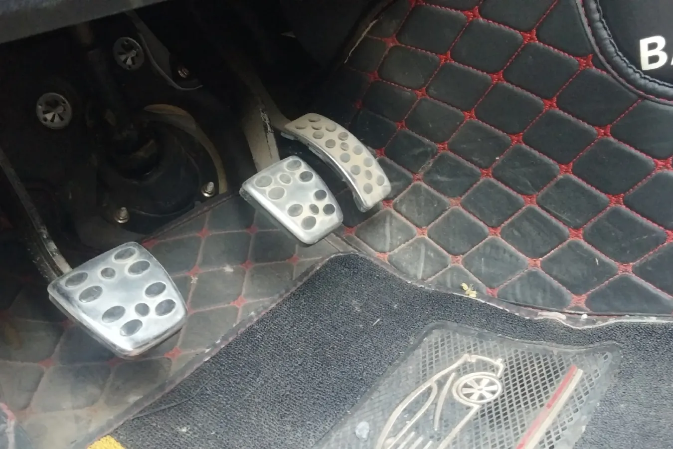 2017 BAIC Hyosow S5 1.3T 133HP L4 5MT,autocango,china used car exporter,china ev exporter,chinese used car exporter,chinese used ev exporter