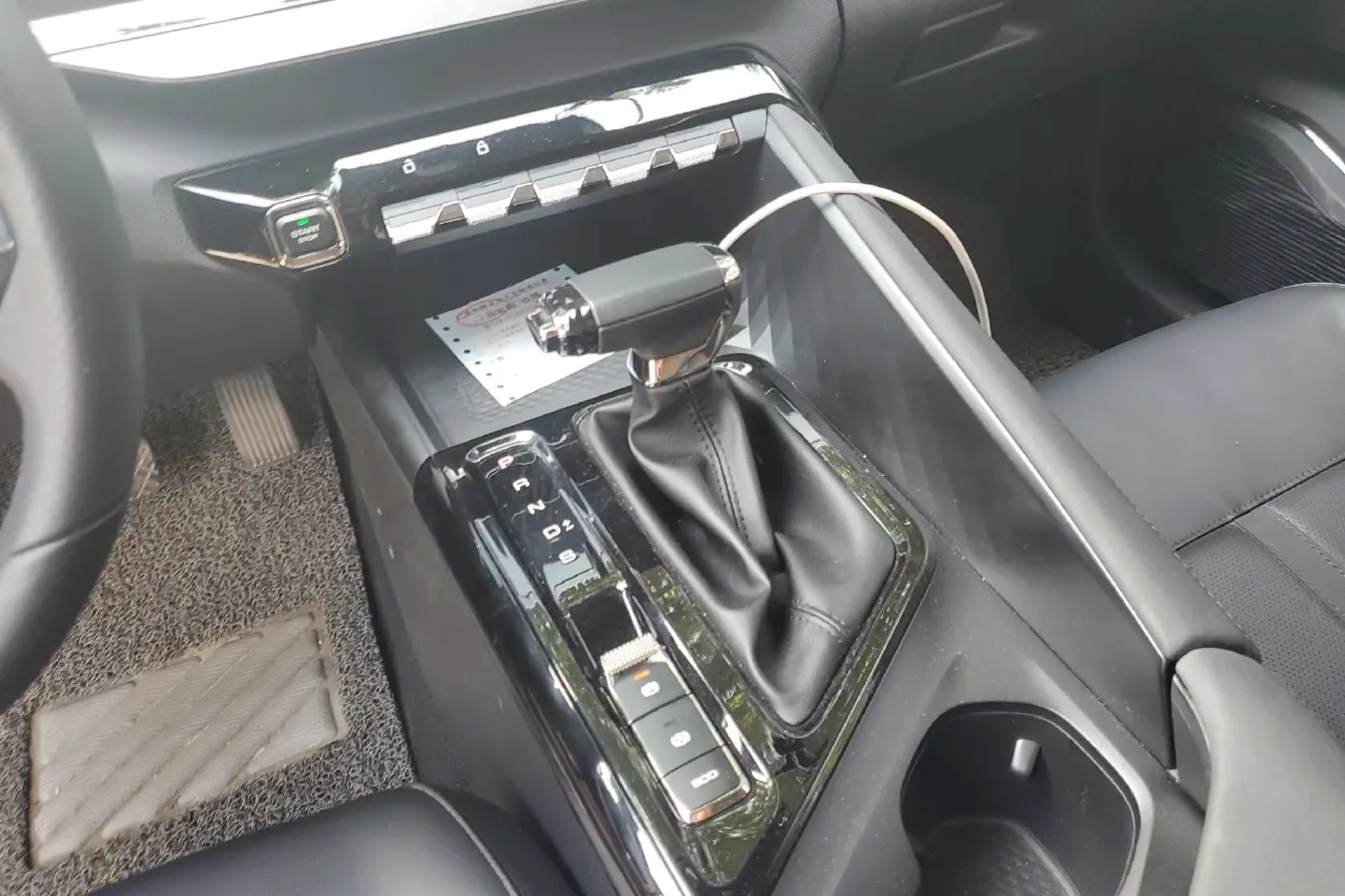 2020 BaoJun RC-5 1.5T 147HP L4 CVT,autocango,china used car exporter,china ev exporter,chinese used car exporter,chinese used ev exporter