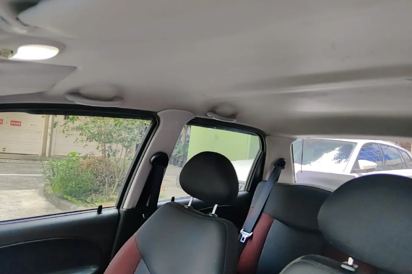 2012 BaoJun LeChi 1.2L 86HP L4 5MT,autocango,china used car exporter,china ev exporter,chinese used car exporter,chinese used ev exporter