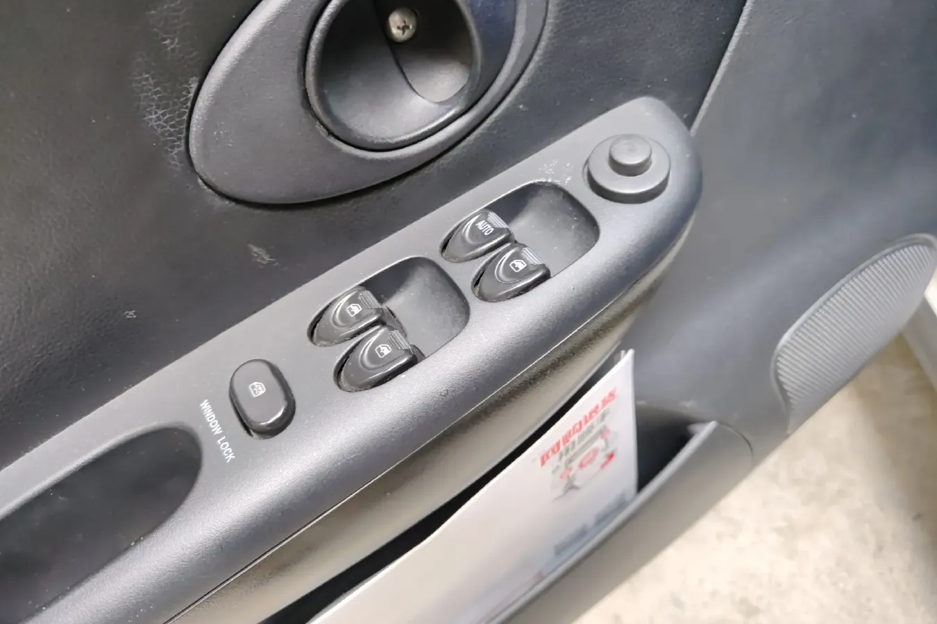 2012 BaoJun LeChi 1.2L 86HP L4 5MT,autocango,china used car exporter,china ev exporter,chinese used car exporter,chinese used ev exporter