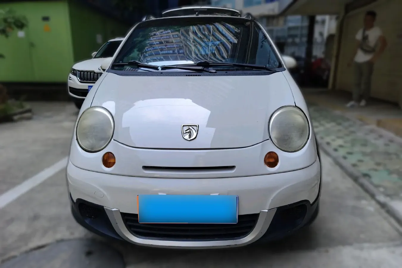 2012 BaoJun LeChi 1.2L 86HP L4 5MT,autocango,china used car exporter,china ev exporter,chinese used car exporter,chinese used ev exporter
