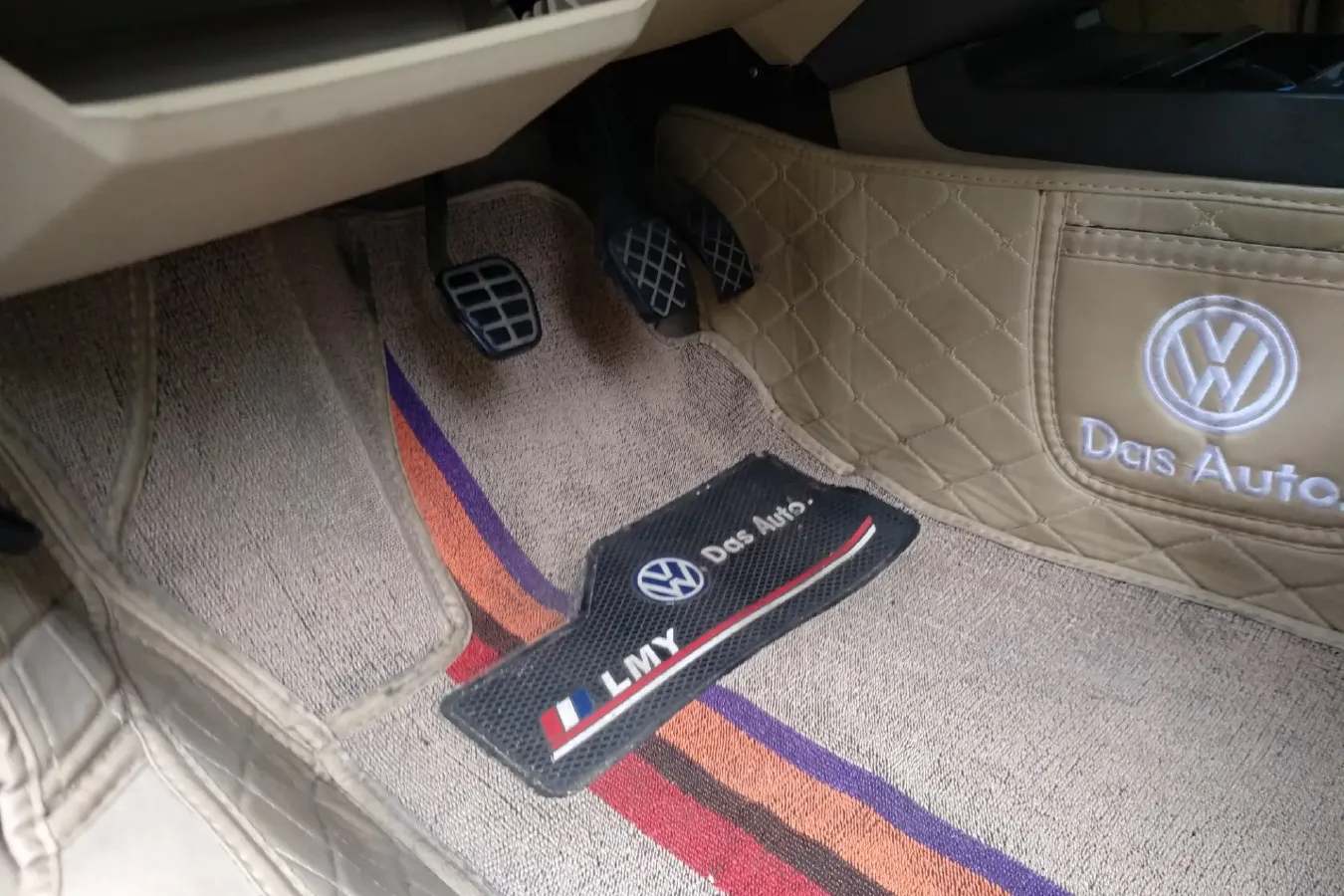 2008 Volkswagen Santana Vista 1.8L 101HP L4 5MT,autocango,china used car exporter,china ev exporter,chinese used car exporter,chinese used ev exporter