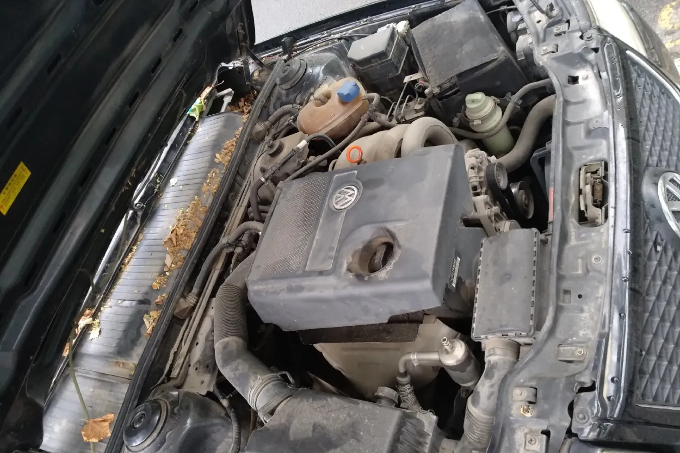 2008 Volkswagen Santana Vista 1.8L 101HP L4 5MT,autocango,china used car exporter,china ev exporter,chinese used car exporter,chinese used ev exporter