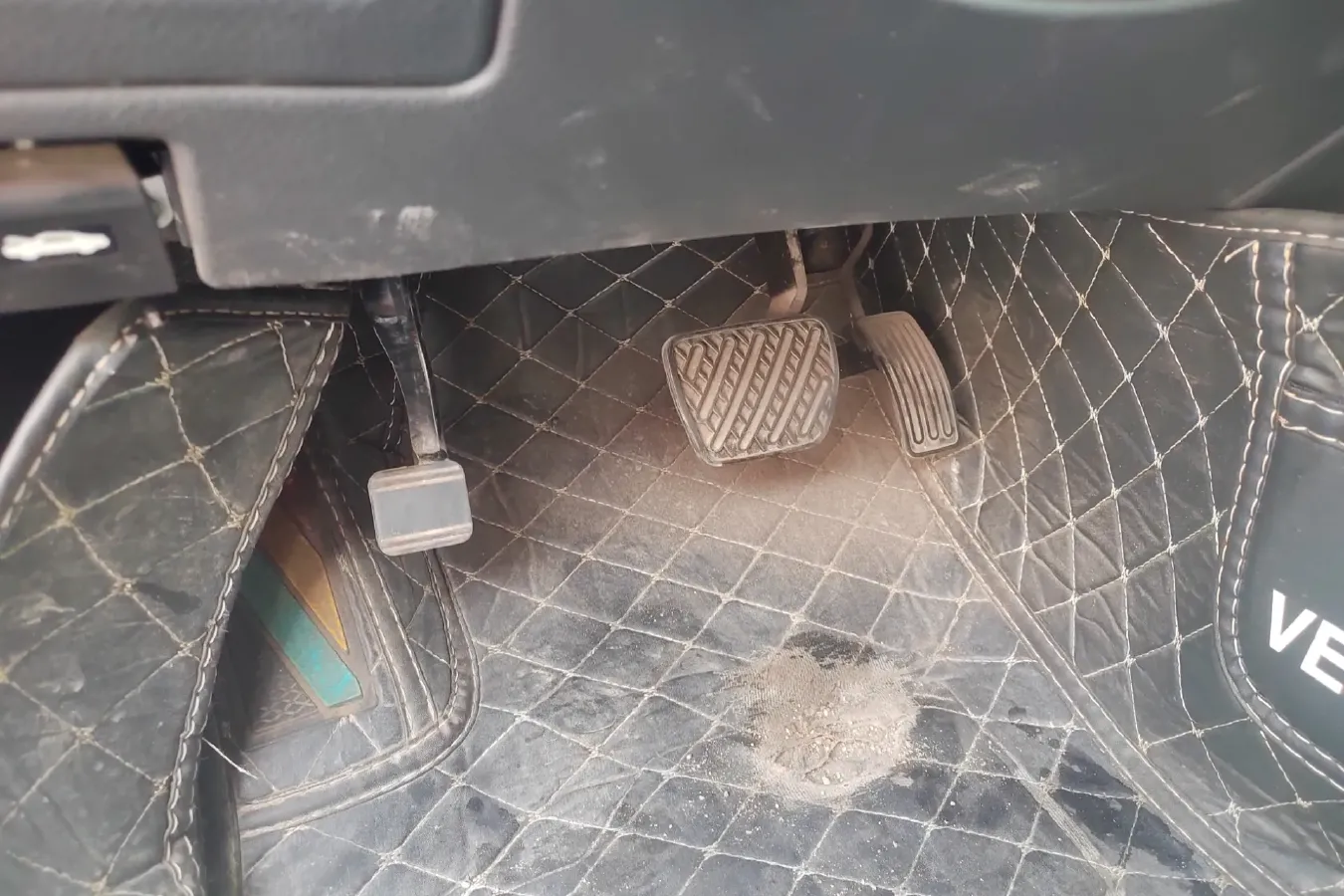 2017 Venucia T90 2.0L 144HP L4 CVT,autocango,china used car exporter,china ev exporter,chinese used car exporter,chinese used ev exporter