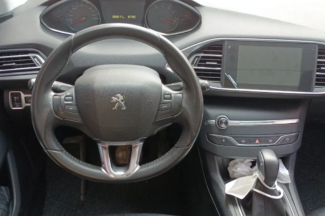 2015 Peugeot 308S 1.2T 136HP L3 6AT,autocango,china used car exporter,china ev exporter,chinese used car exporter,chinese used ev exporter