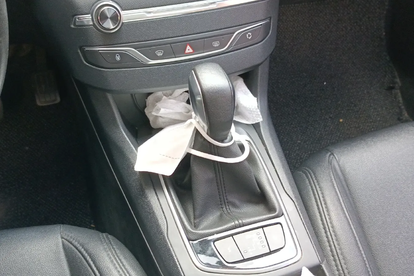 2015 Peugeot 308S 1.2T 136HP L3 6AT,autocango,china used car exporter,china ev exporter,chinese used car exporter,chinese used ev exporter